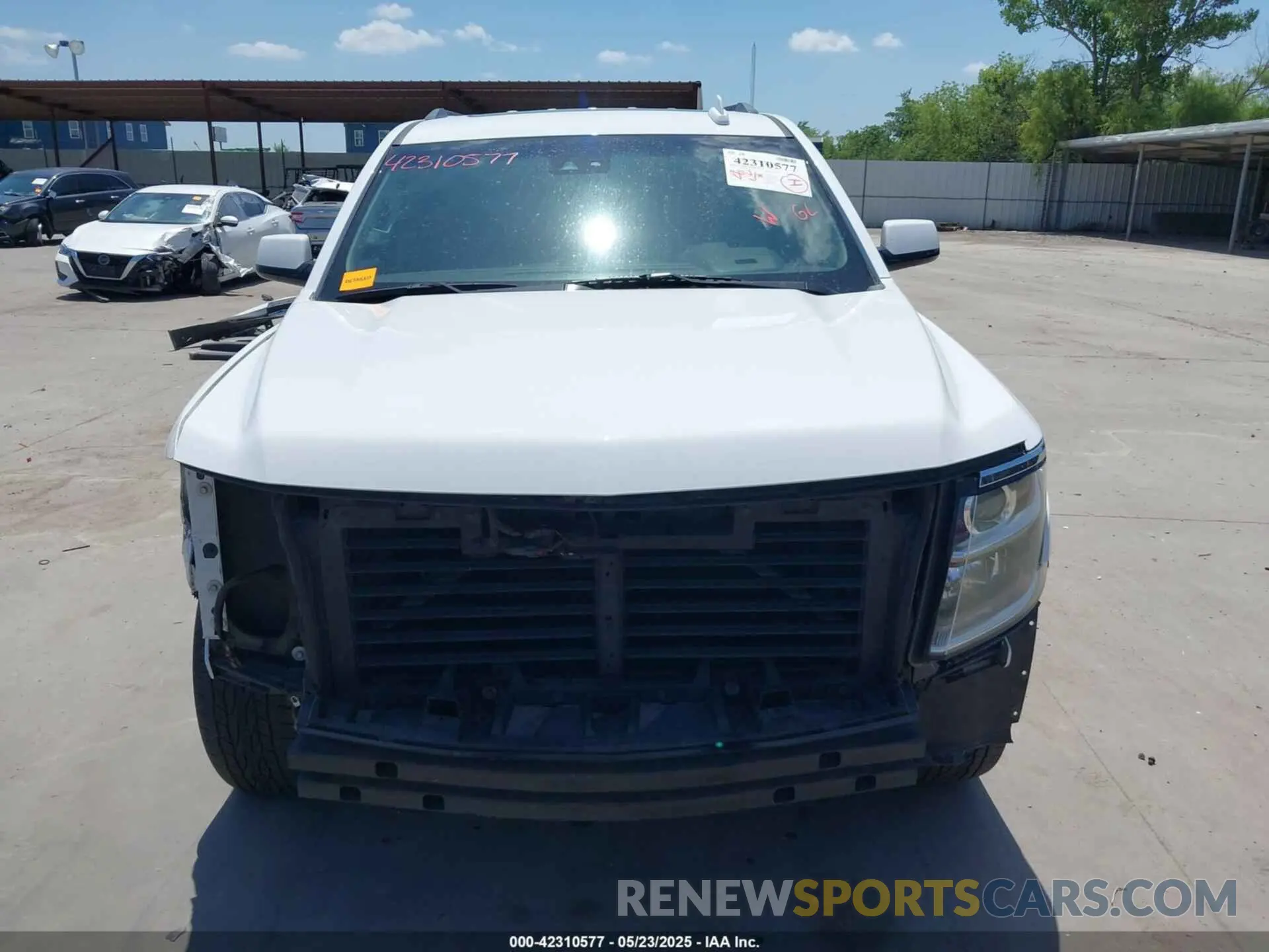 13 fotografías del automóvil dañado 1GNSCHKC6LR287101 CHEVROLET SUBURBAN 2020