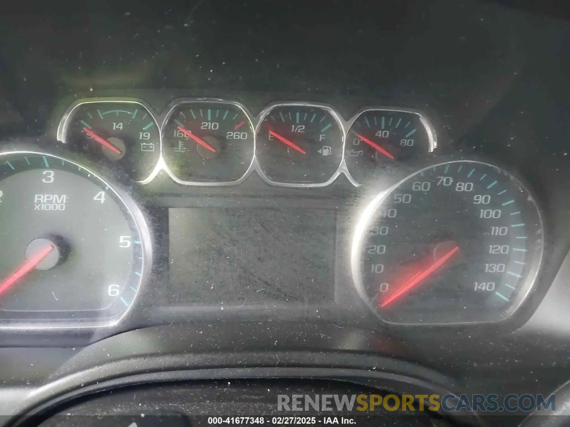 7 fotografías del automóvil dañado 1GNSCHKC8LR151570 CHEVROLET SUBURBAN 2020