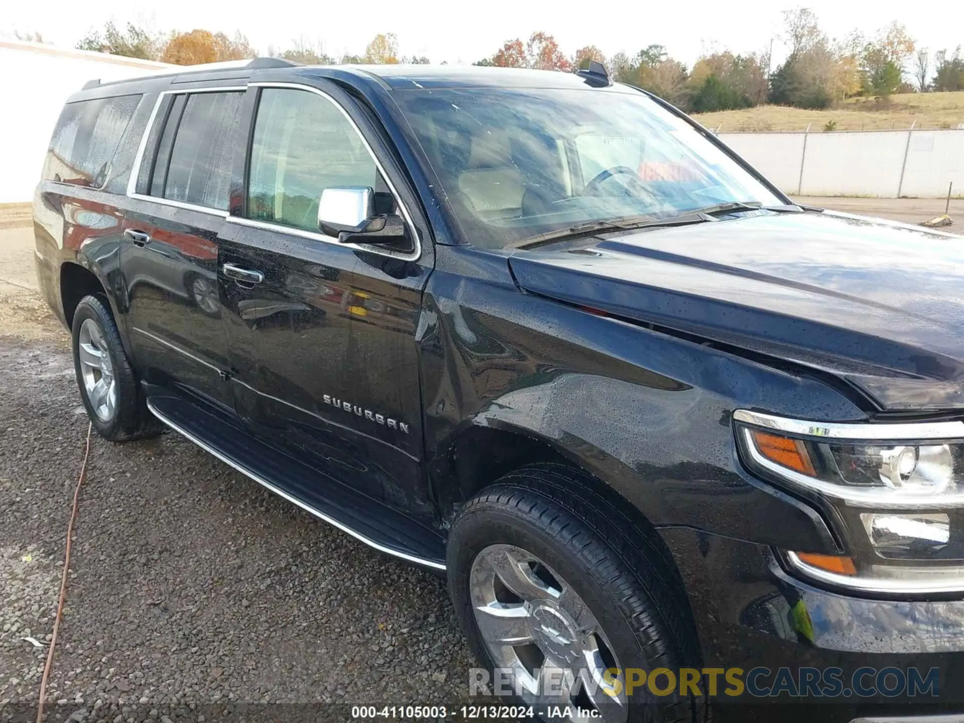 6 fotografías del automóvil dañado 1GNSCJKC0LR121728 CHEVROLET SUBURBAN 2020