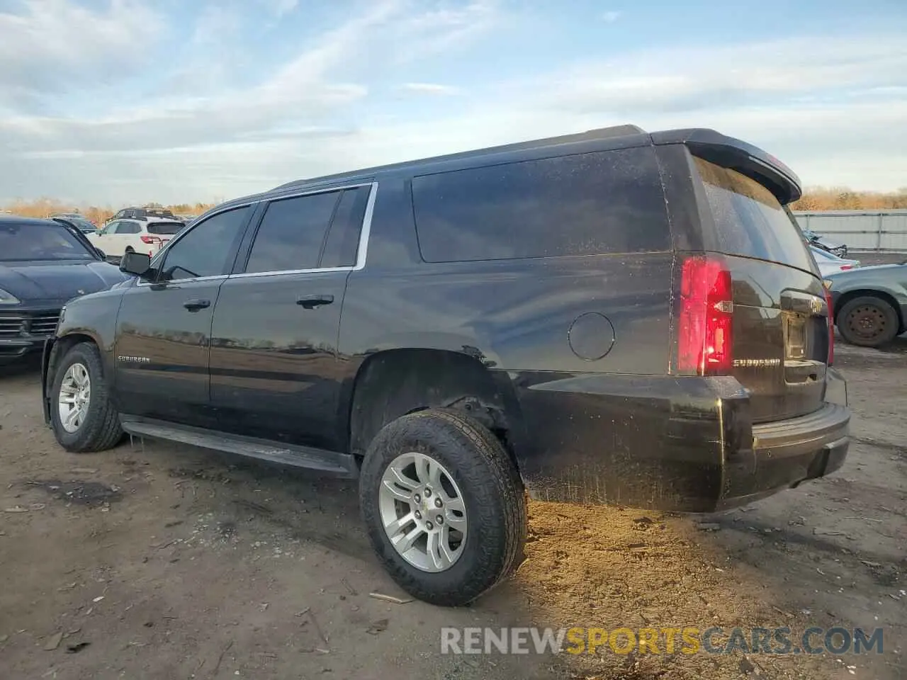 2 fotografías del automóvil dañado 1GNSKGKC6LR209091 CHEVROLET SUBURBAN 2020