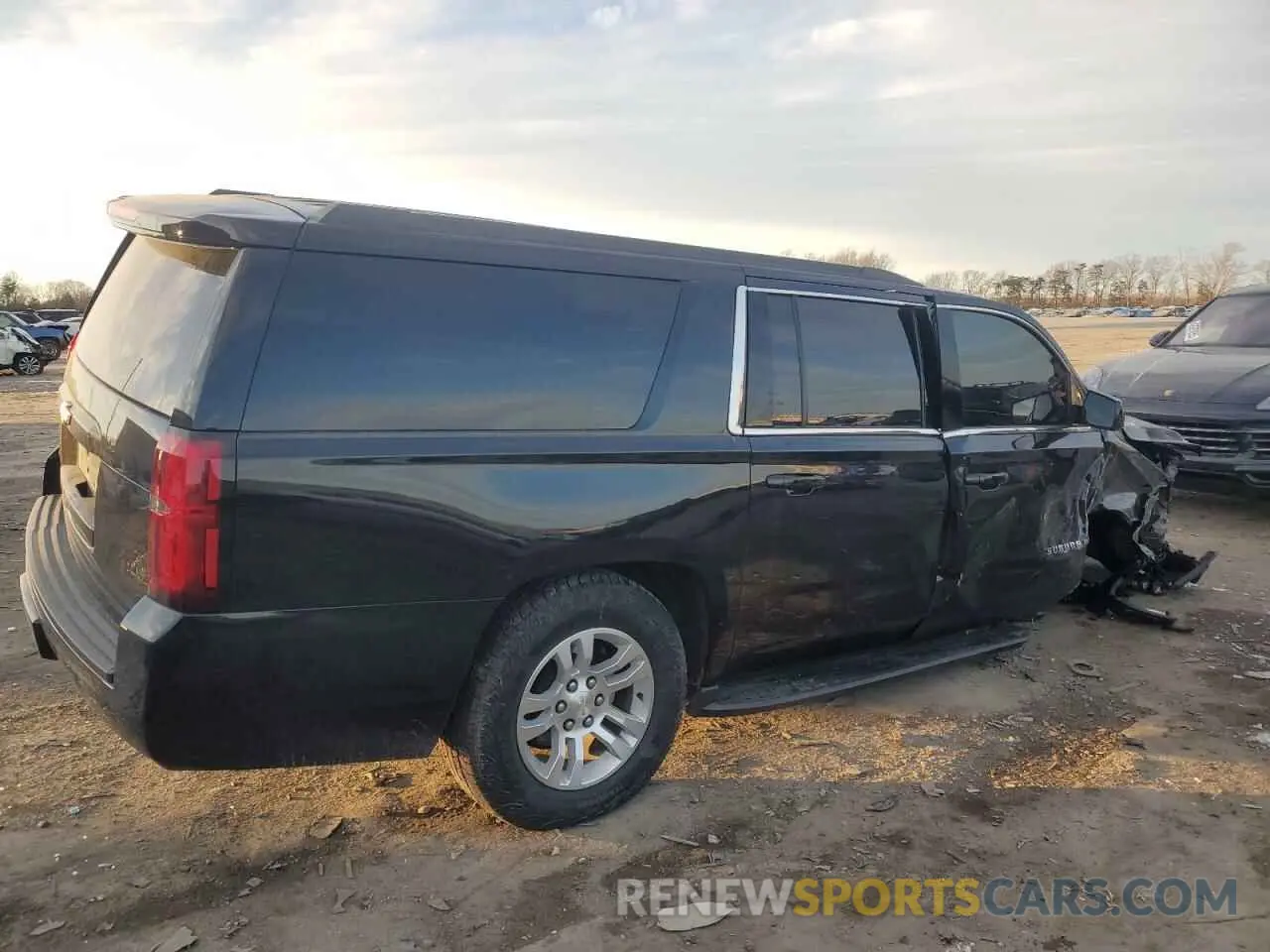 3 fotografías del automóvil dañado 1GNSKGKC6LR209091 CHEVROLET SUBURBAN 2020