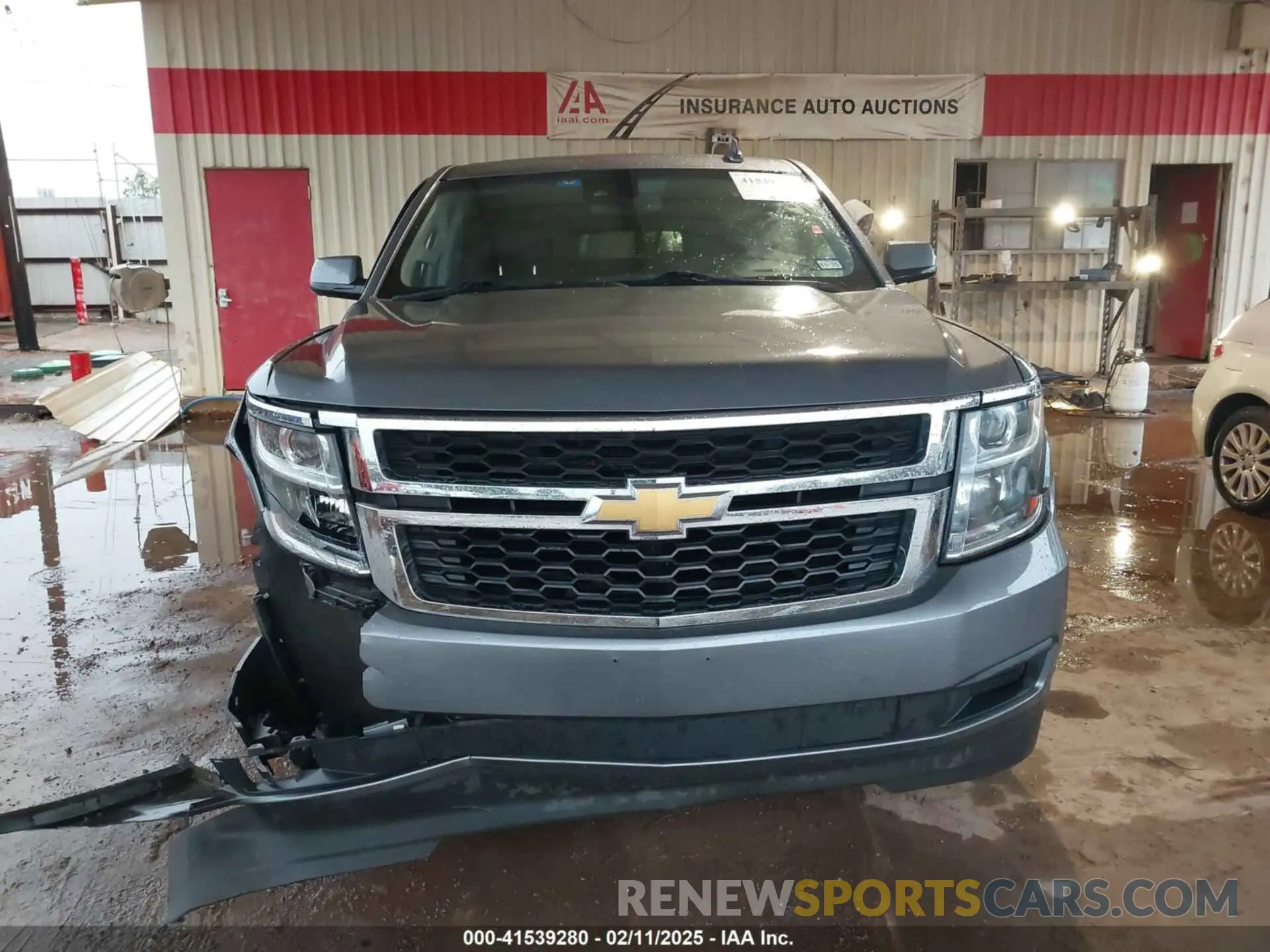 12 fotografías del automóvil dañado 1GNSKHKC0LR282818 CHEVROLET SUBURBAN 2020