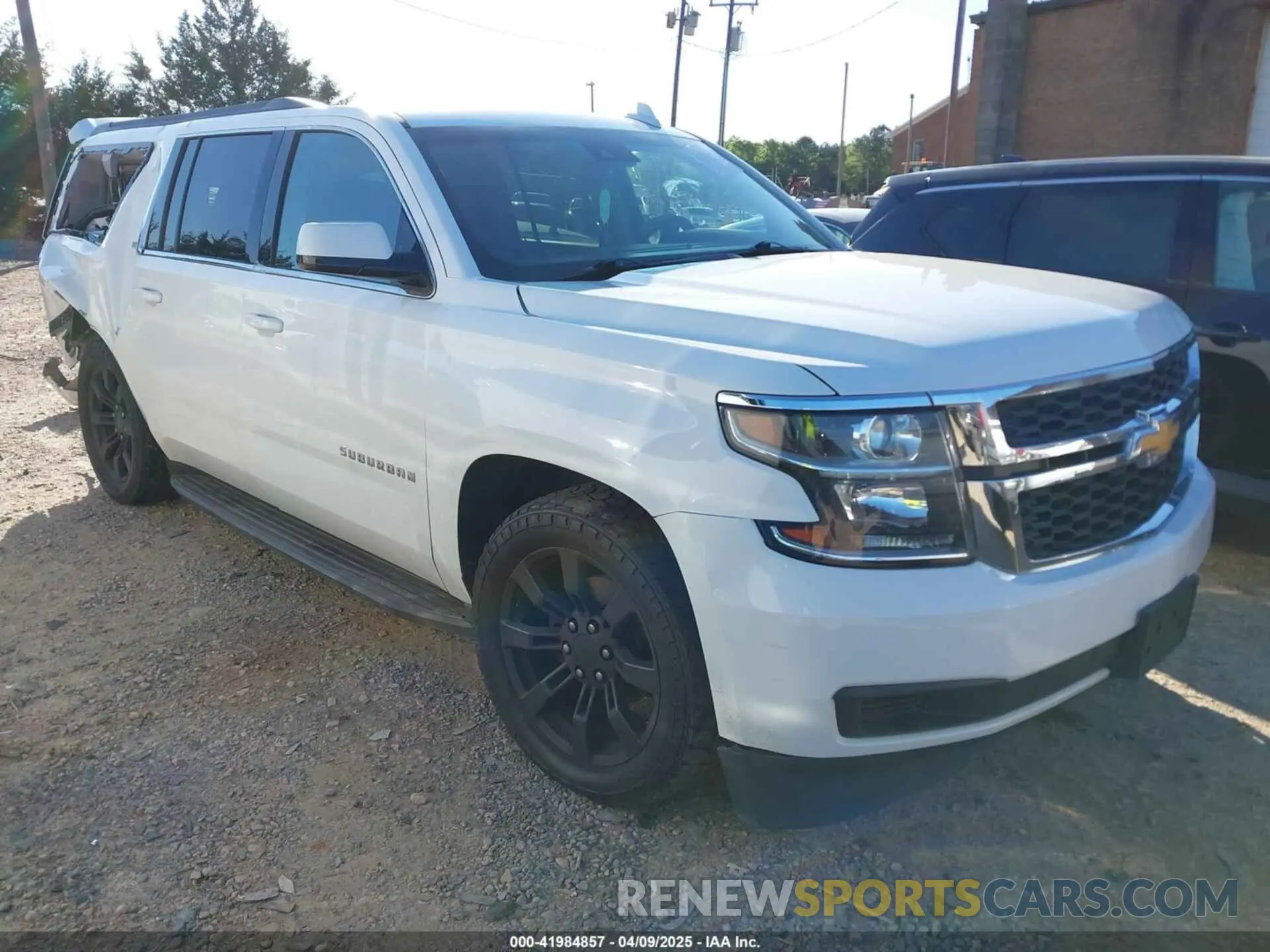 1 fotografías del automóvil dañado 1GNSKHKC2LR112606 CHEVROLET SUBURBAN 2020