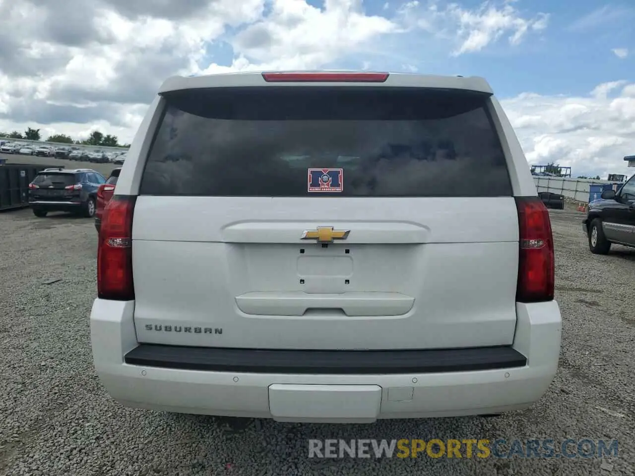 6 fotografías del automóvil dañado 1GNSKHKC3LR277936 CHEVROLET SUBURBAN 2020