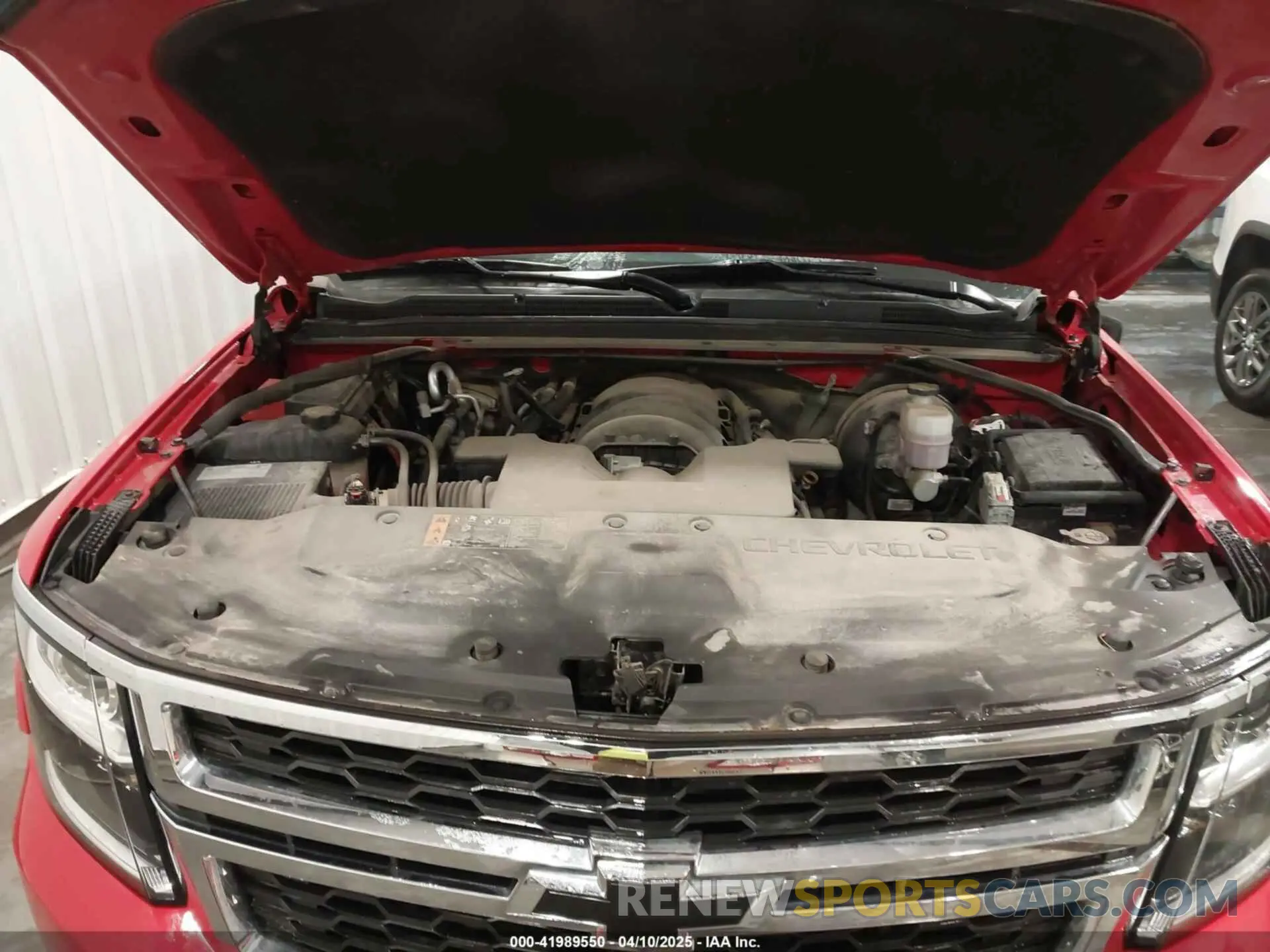 10 fotografías del automóvil dañado 1GNSKHKC5LR160729 CHEVROLET SUBURBAN 2020