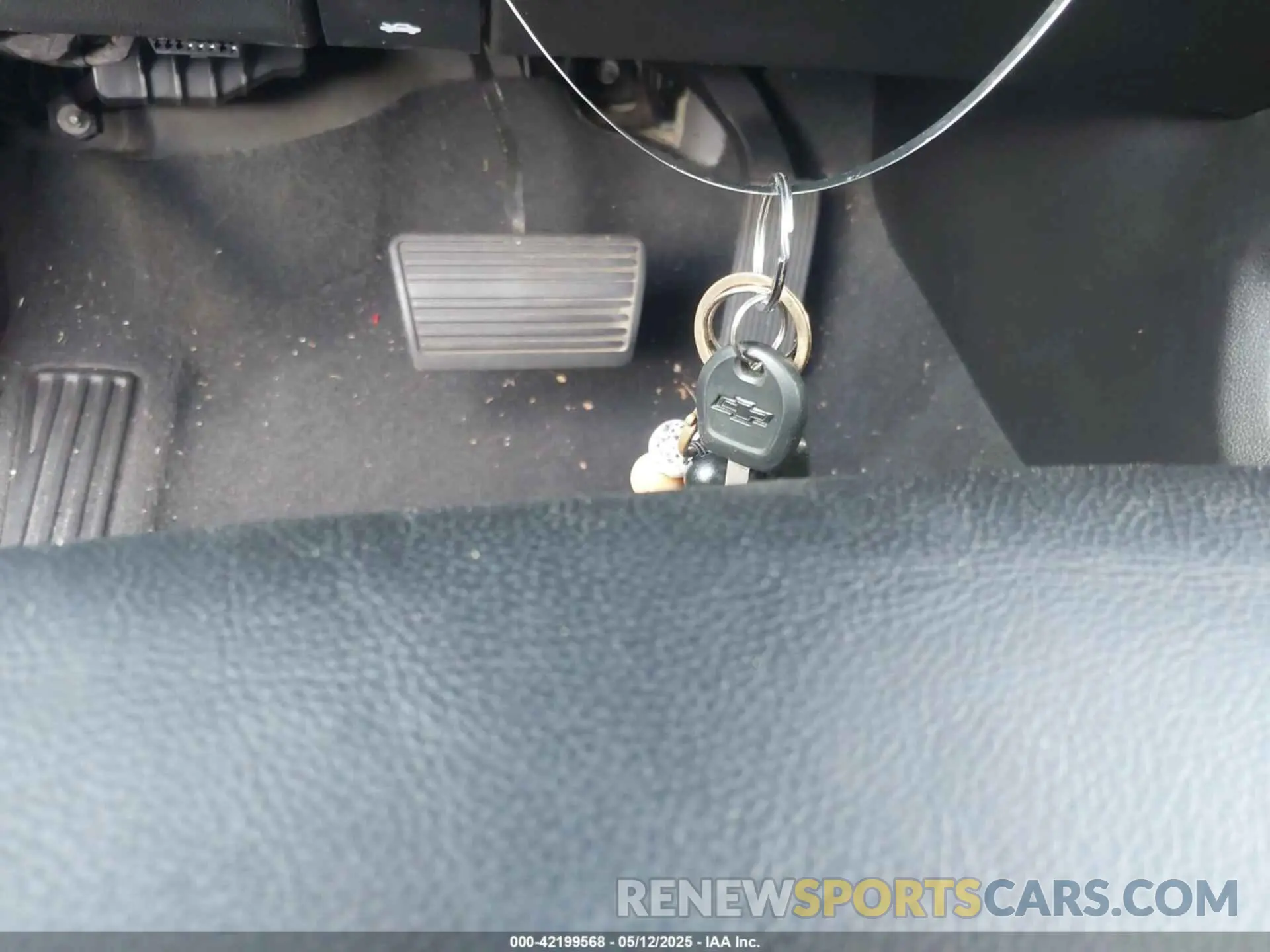 11 fotografías del automóvil dañado 1GNSKHKC5LR275783 CHEVROLET SUBURBAN 2020