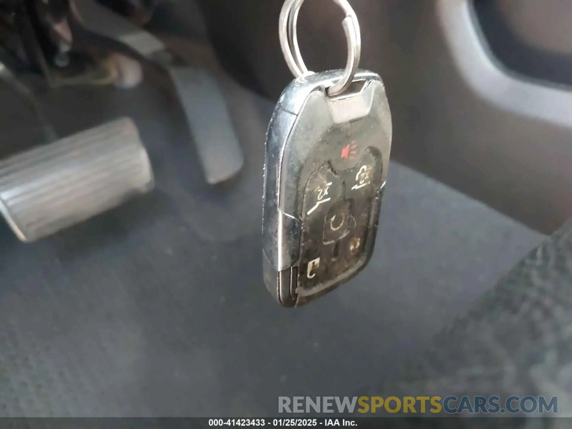 11 fotografías del automóvil dañado 1GNSKHKC7LR123309 CHEVROLET SUBURBAN 2020