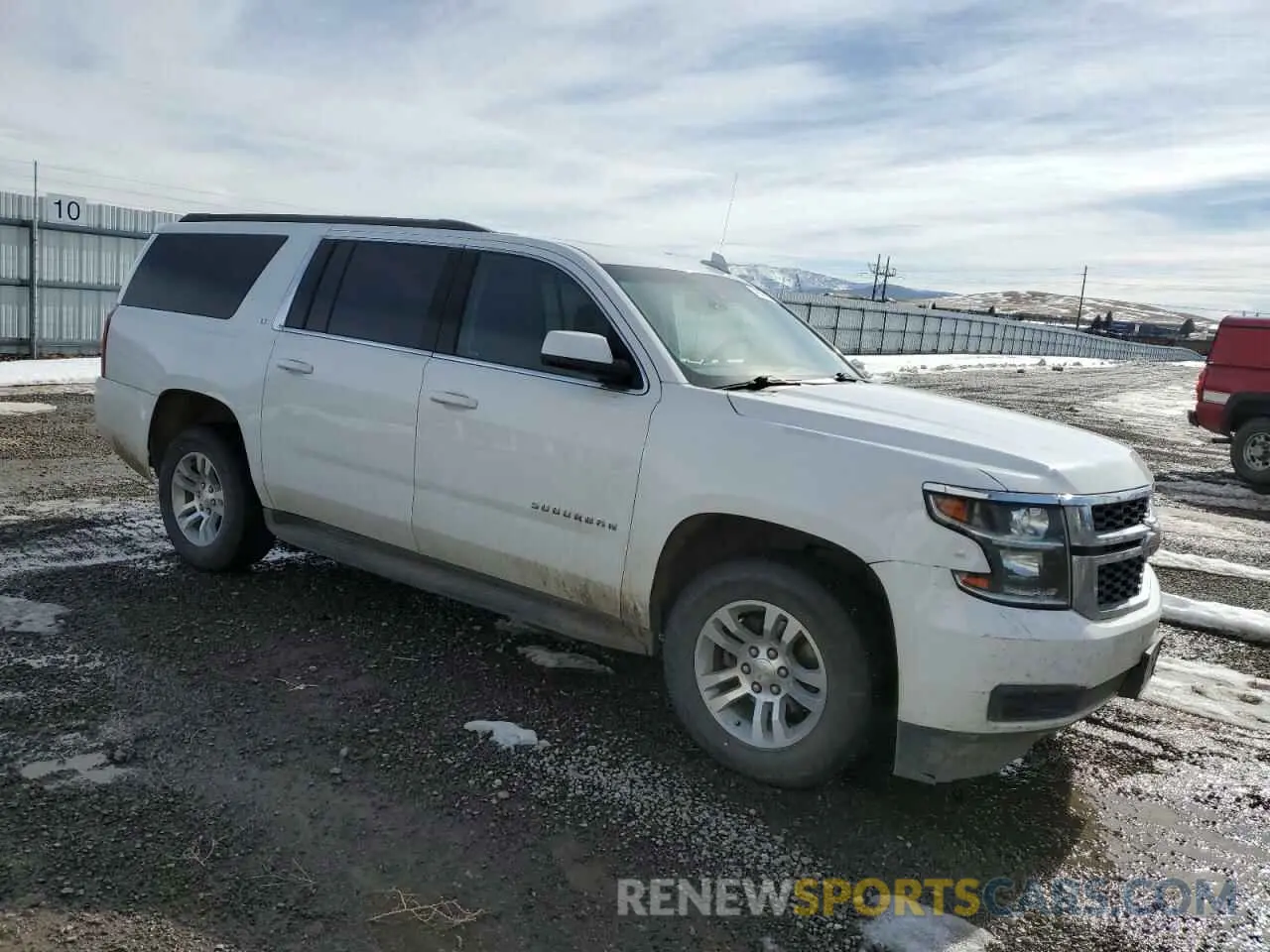 4 fotografías del automóvil dañado 1GNSKHKCXLR262611 CHEVROLET SUBURBAN 2020