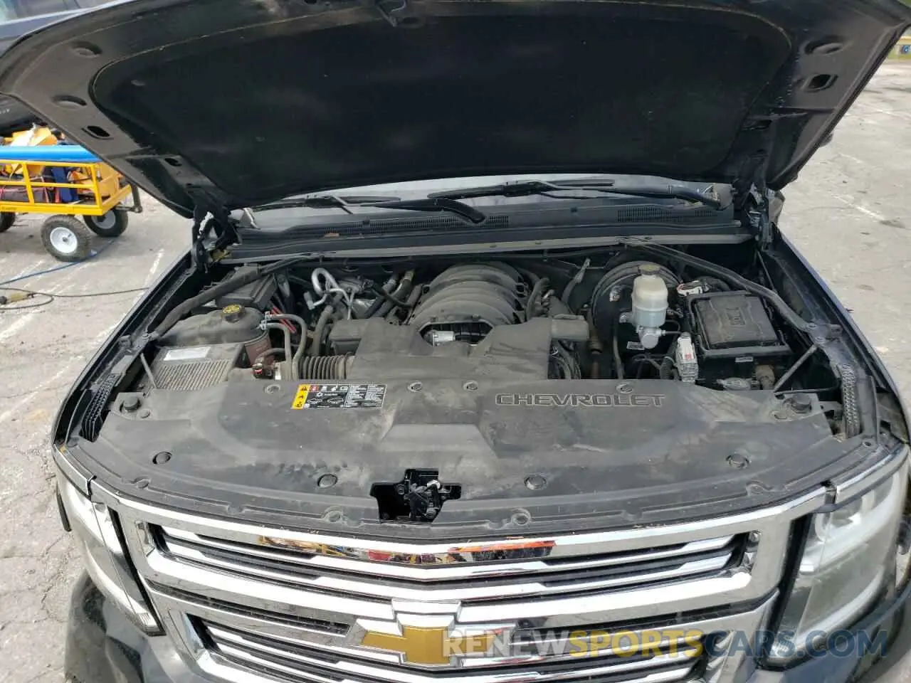 12 fotografías del automóvil dañado 1GNSKJKC6LR106993 CHEVROLET SUBURBAN 2020