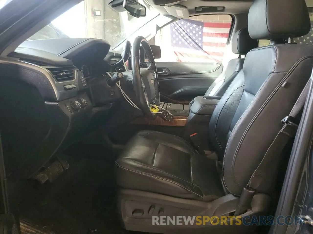 7 fotografías del automóvil dañado 1GNSKJKC7LR260712 CHEVROLET SUBURBAN 2020