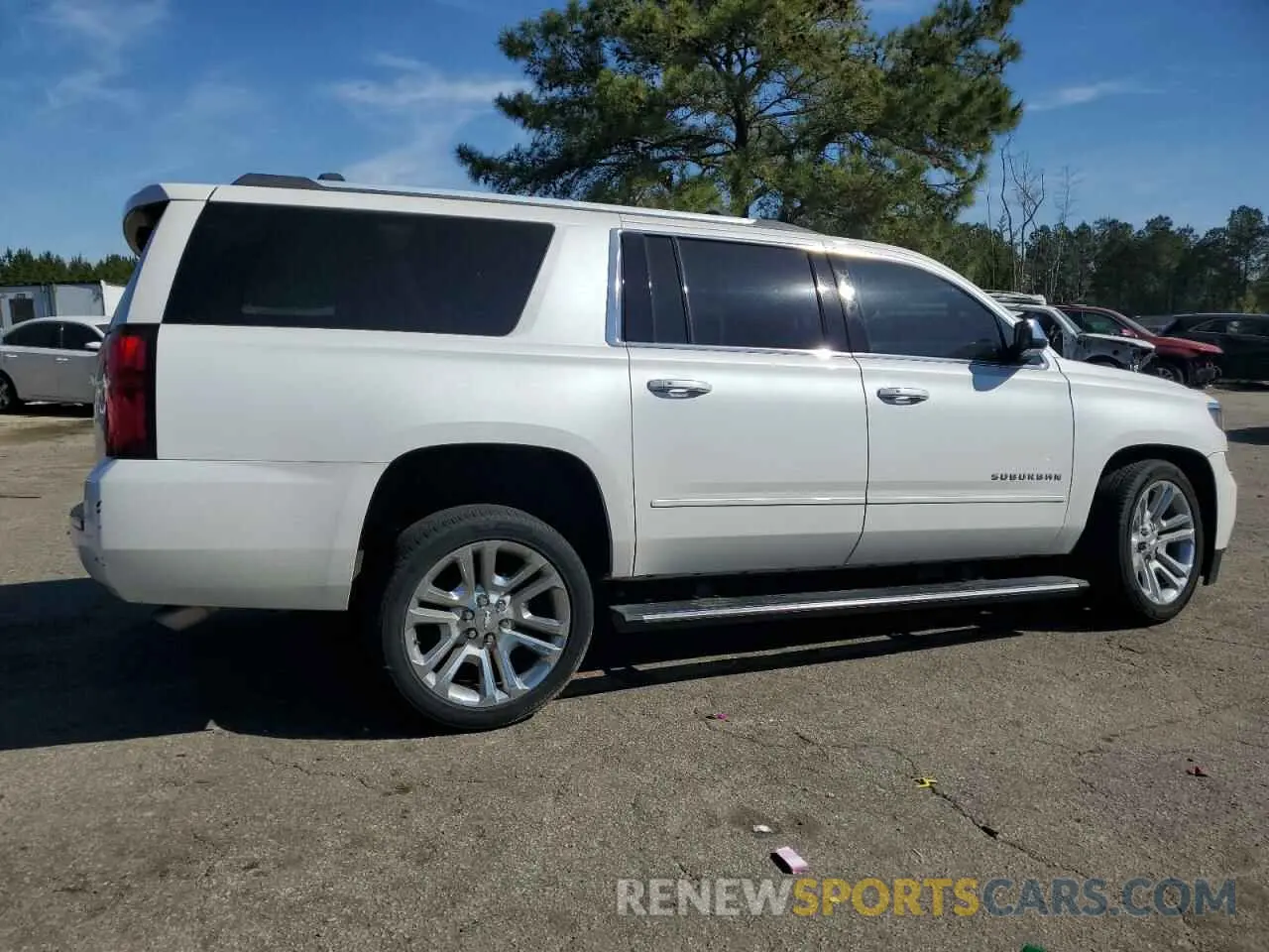 3 fotografías del automóvil dañado 1GNSKJKJ1LR131086 CHEVROLET SUBURBAN 2020