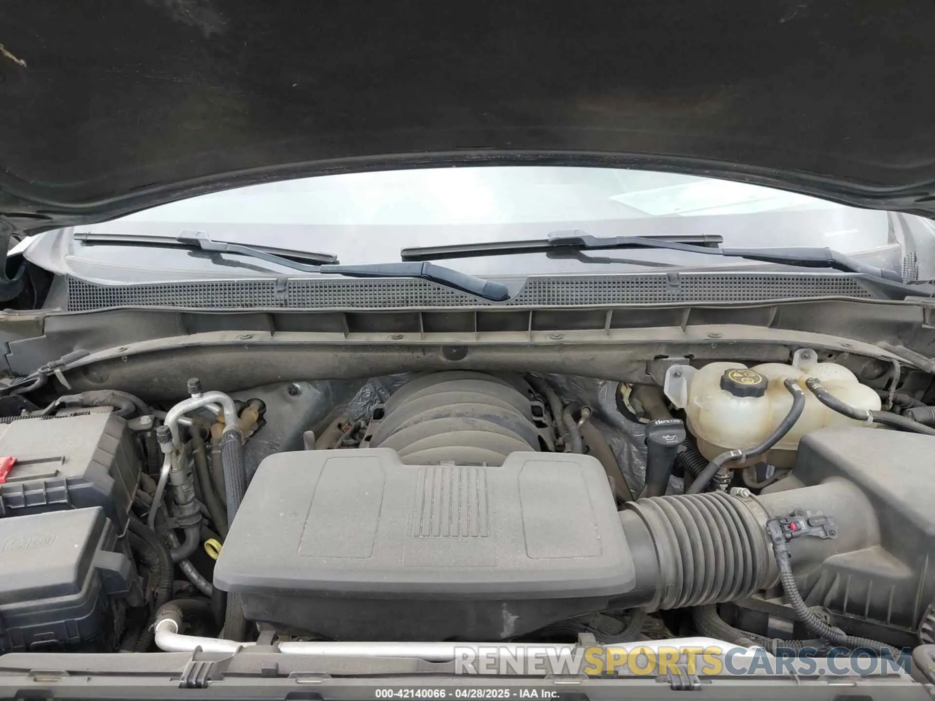 10 fotografías del automóvil dañado 1GNSCBKD3MR337539 CHEVROLET SUBURBAN 2021