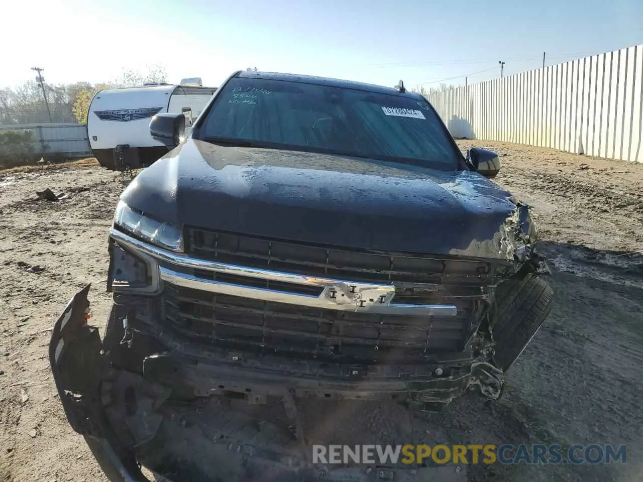 5 fotografías del automóvil dañado 1GNSCCKD2MR241472 CHEVROLET SUBURBAN 2021