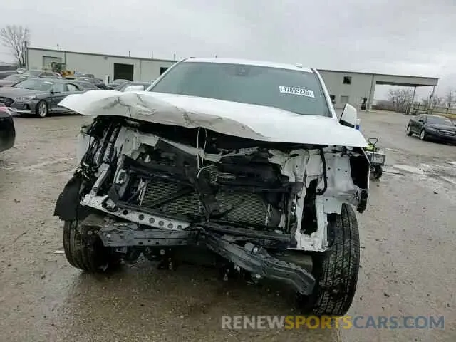 11 fotografías del automóvil dañado 1GNSCCKD2MR261365 CHEVROLET SUBURBAN 2021