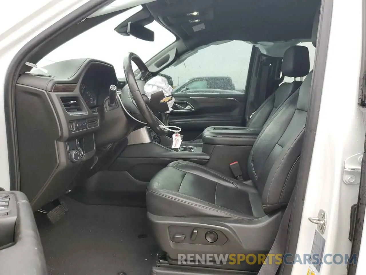 7 fotografías del automóvil dañado 1GNSCCKD2MR261365 CHEVROLET SUBURBAN 2021