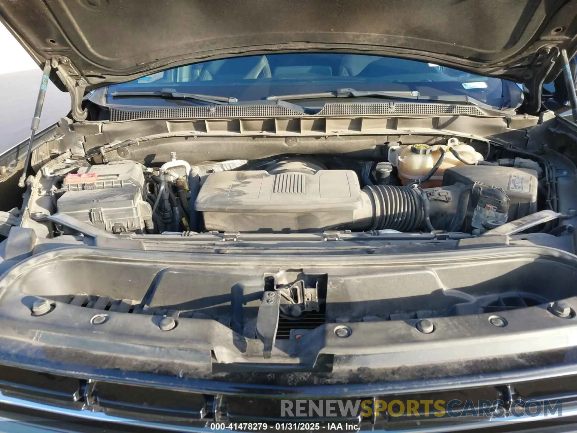 10 fotografías del automóvil dañado 1GNSCCKD2MR328577 CHEVROLET SUBURBAN 2021