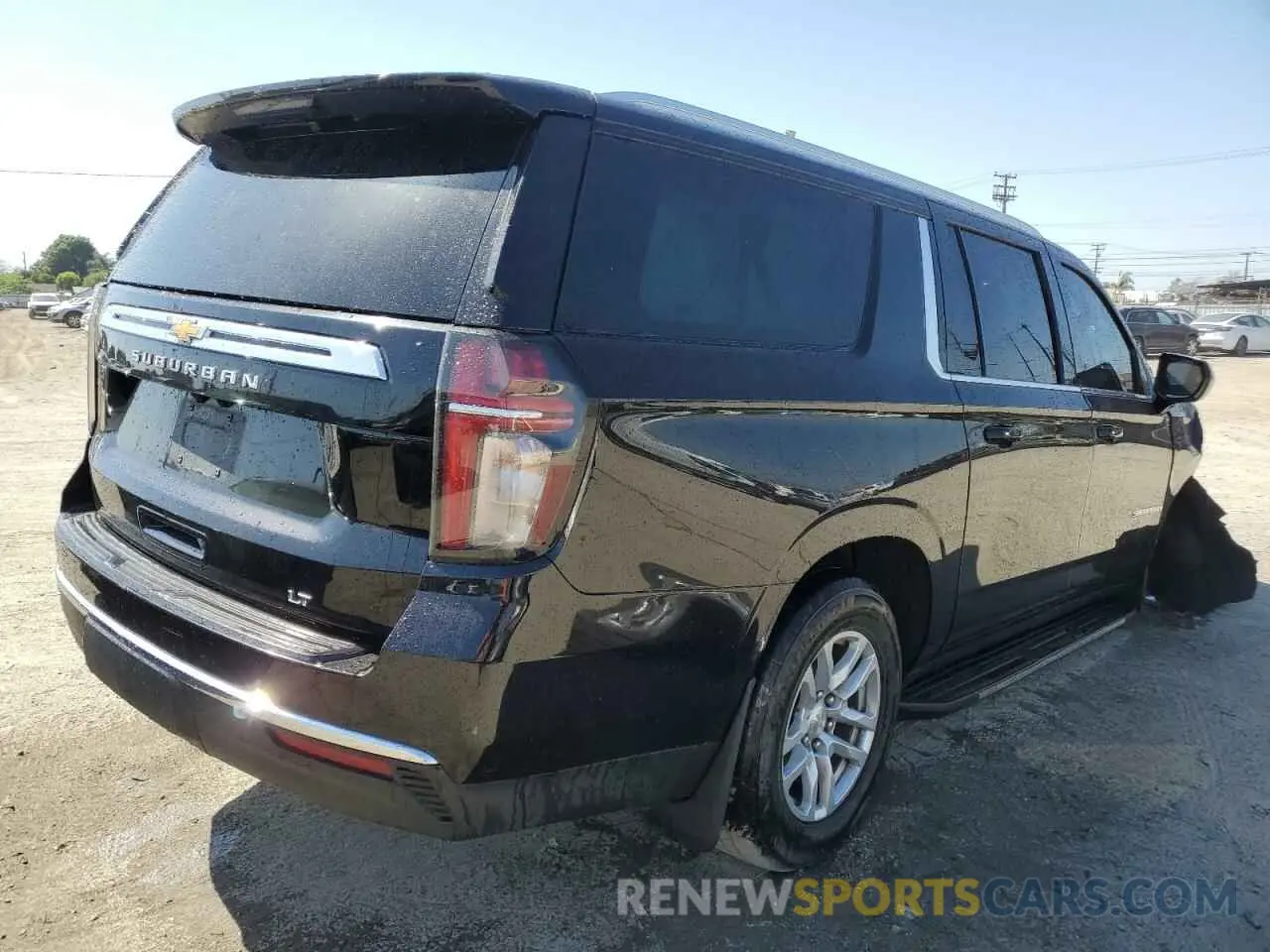3 fotografías del automóvil dañado 1GNSCCKD5MR333272 CHEVROLET SUBURBAN 2021