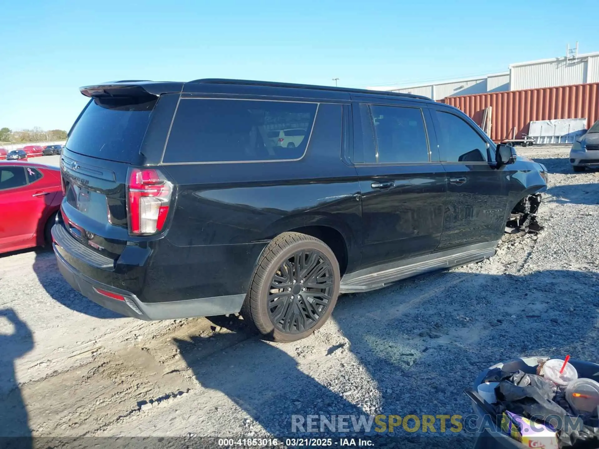 4 fotografías del automóvil dañado 1GNSCEKD2MR340613 CHEVROLET SUBURBAN 2021