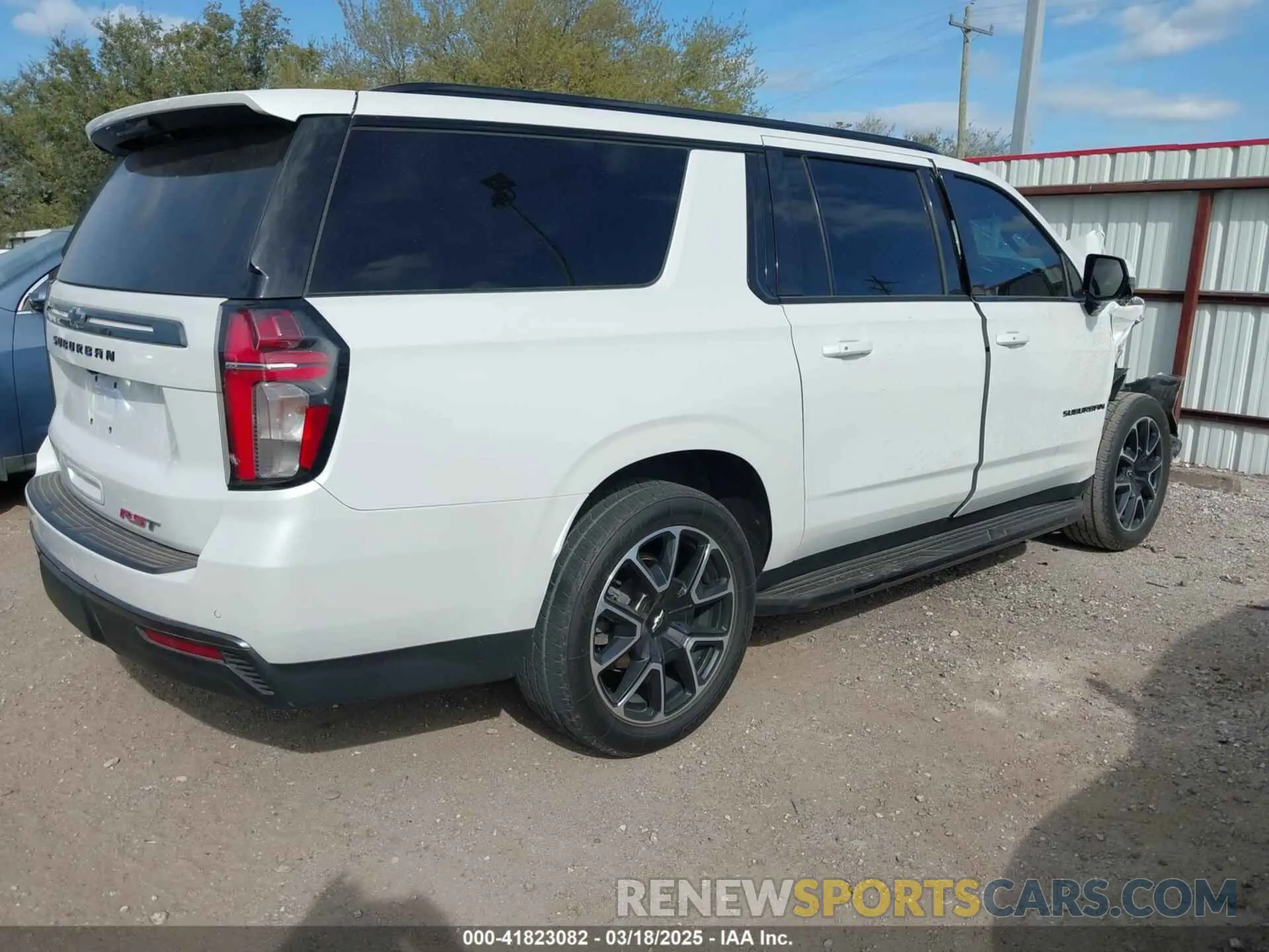 4 fotografías del automóvil dañado 1GNSCEKD7MR348710 CHEVROLET SUBURBAN 2021