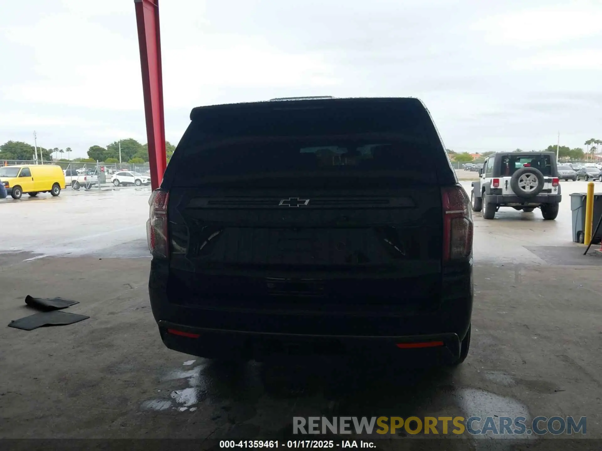 16 fotografías del automóvil dañado 1GNSCEKD8MR414536 CHEVROLET SUBURBAN 2021
