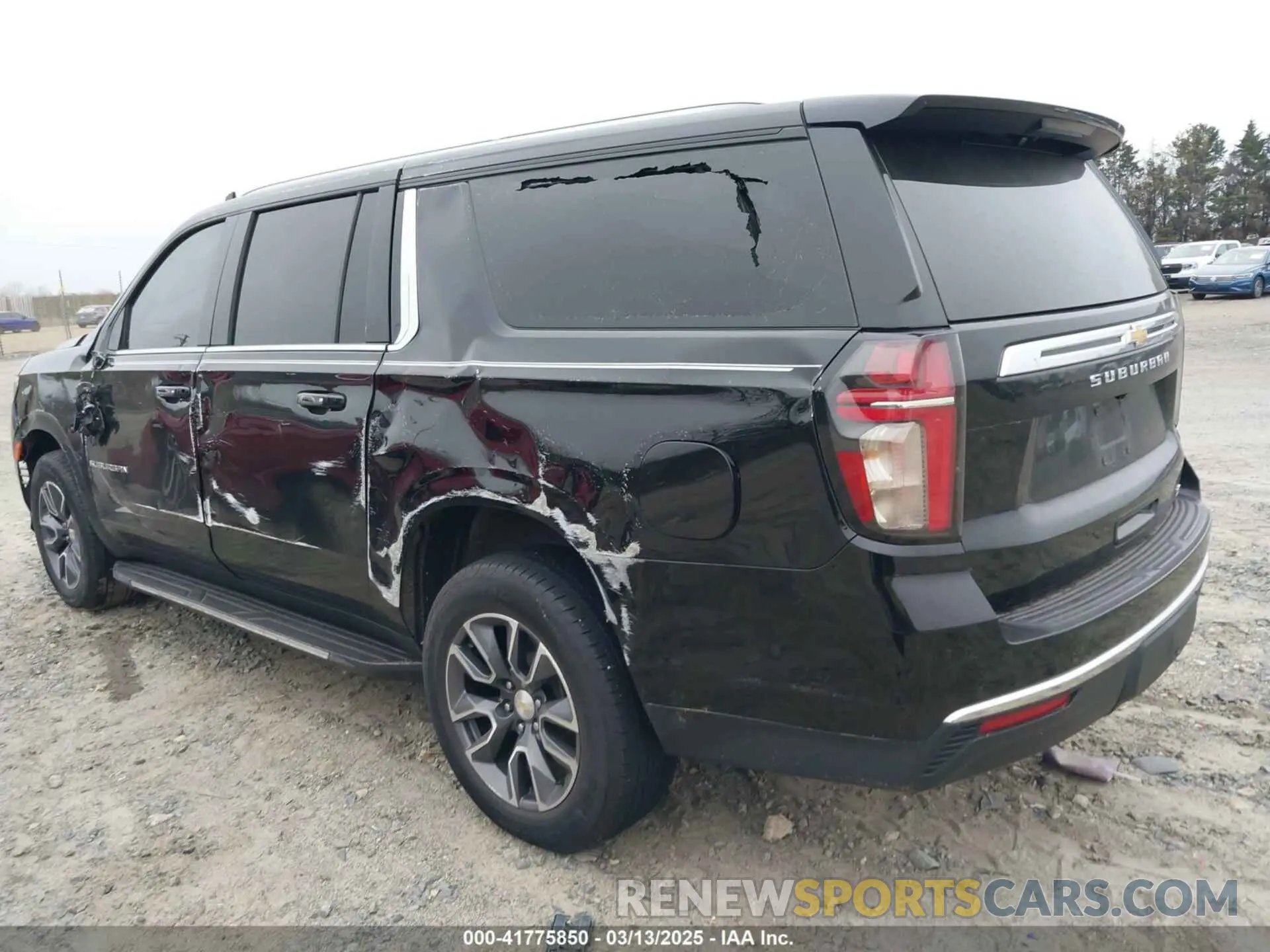 3 fotografías del automóvil dañado 1GNSKCKD5MR391000 CHEVROLET SUBURBAN 2021