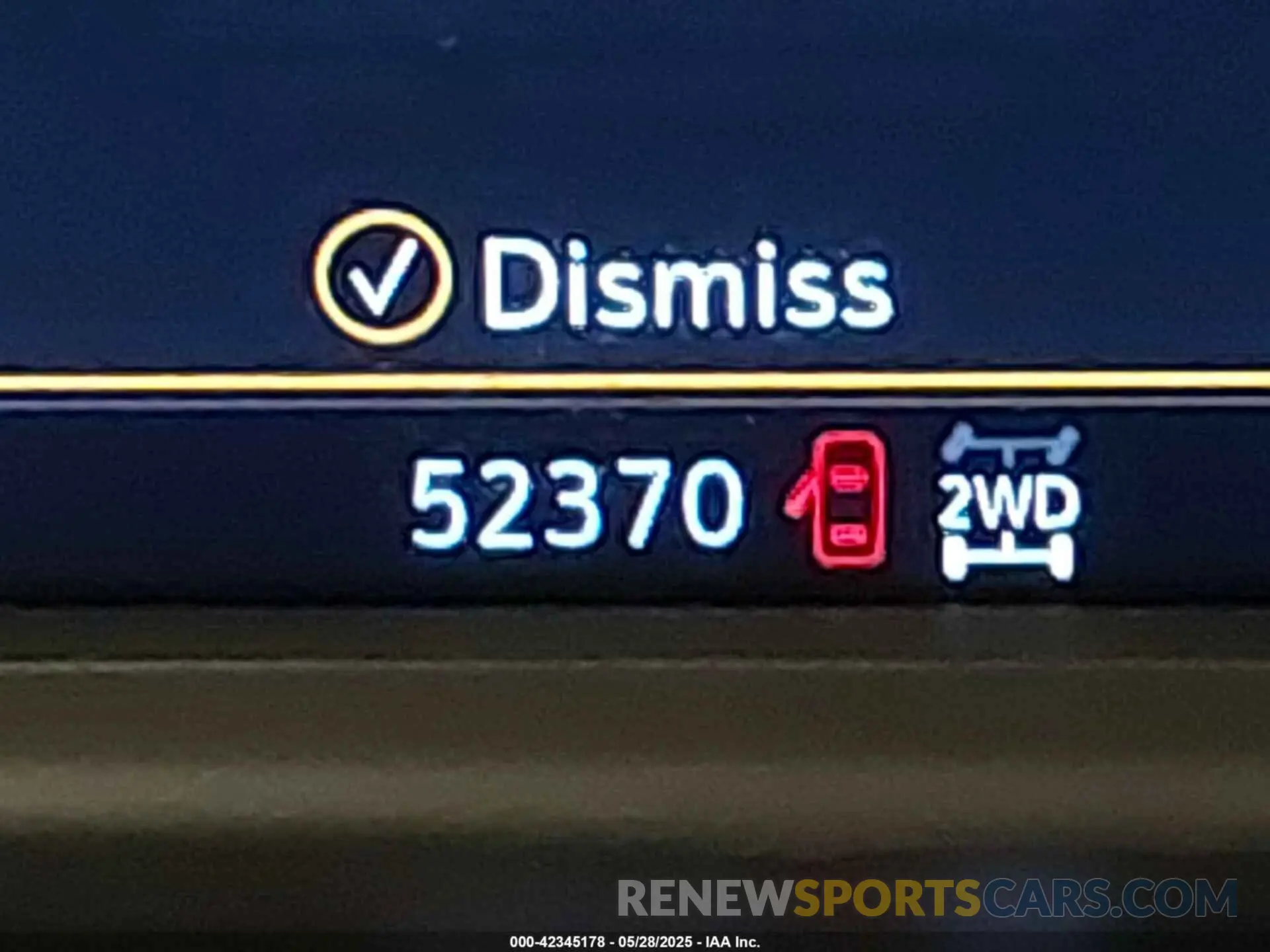 15 fotografías del automóvil dañado 1GNSKDKD3MR140935 CHEVROLET SUBURBAN 2021