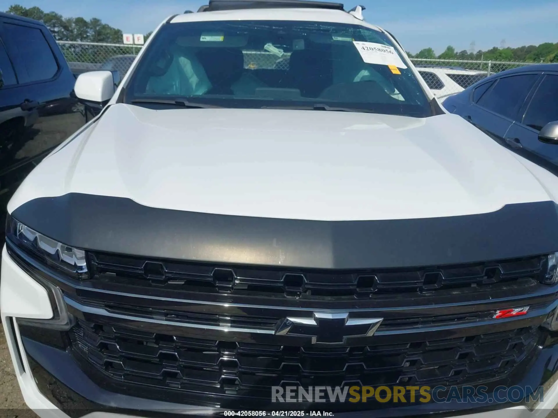 10 fotografías del automóvil dañado 1GNSKDKD4MR492681 CHEVROLET SUBURBAN 2021