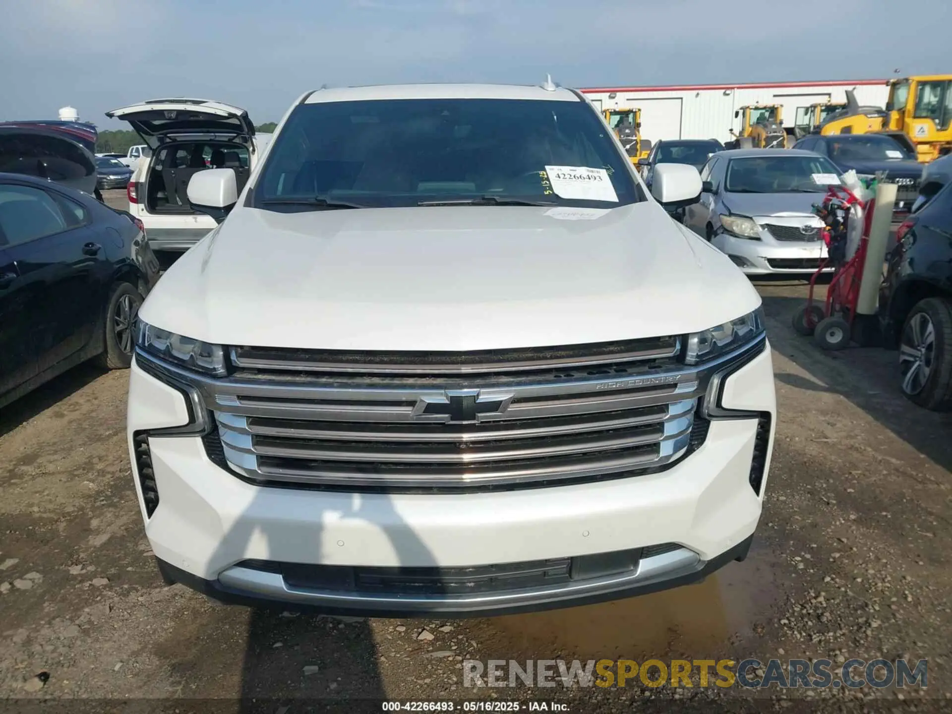 12 fotografías del automóvil dañado 1GNSKGKL6MR429056 CHEVROLET SUBURBAN 2021