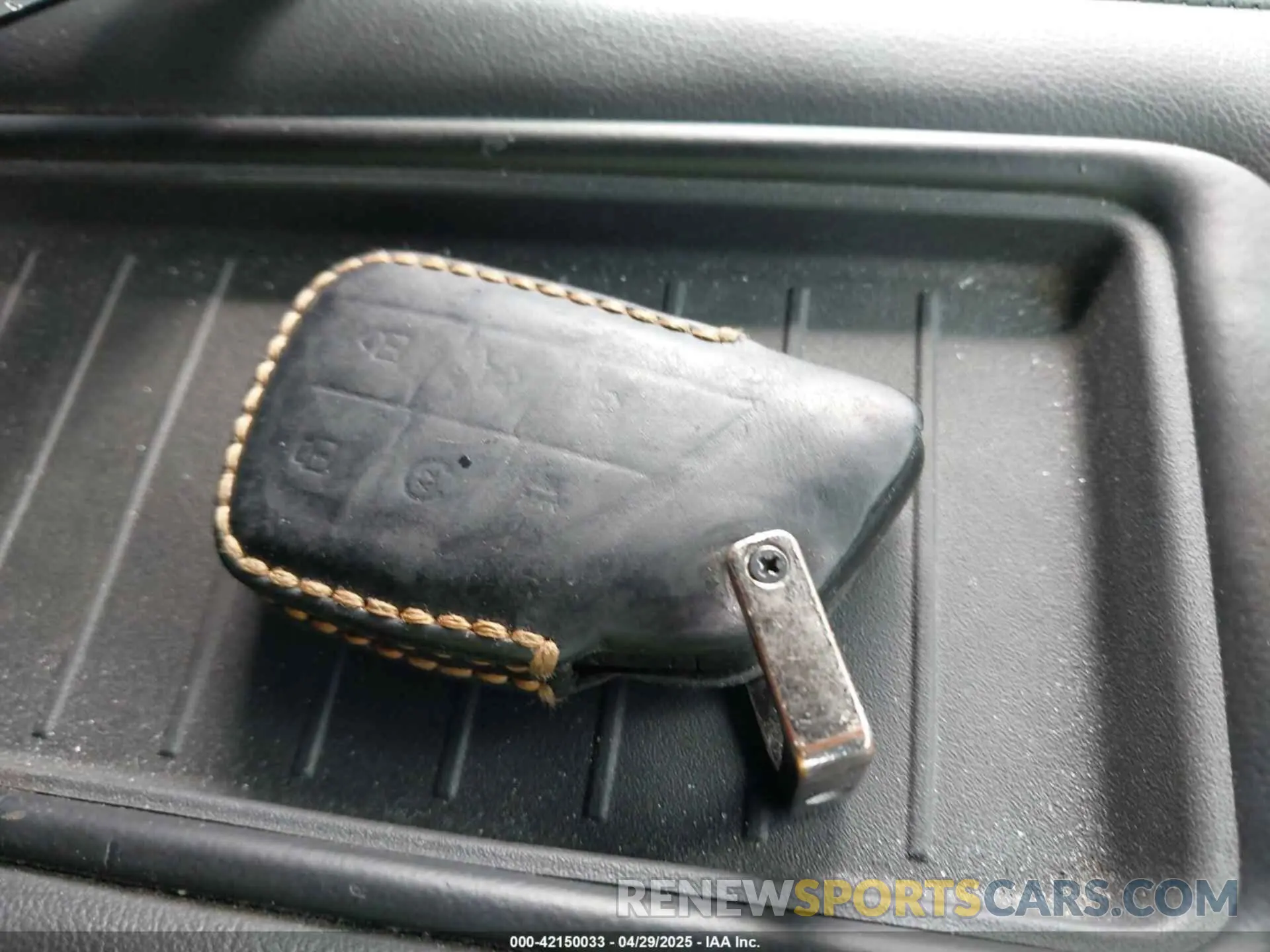 11 fotografías del automóvil dañado 1GNSCCKD2NR201474 CHEVROLET SUBURBAN 2022