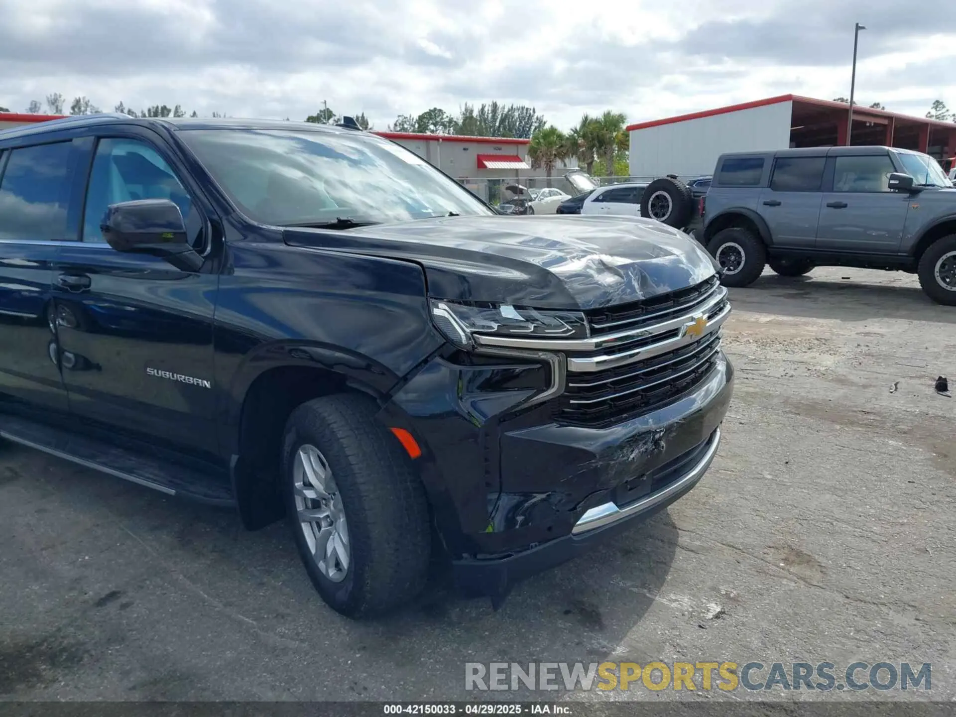 6 fotografías del automóvil dañado 1GNSCCKD2NR201474 CHEVROLET SUBURBAN 2022