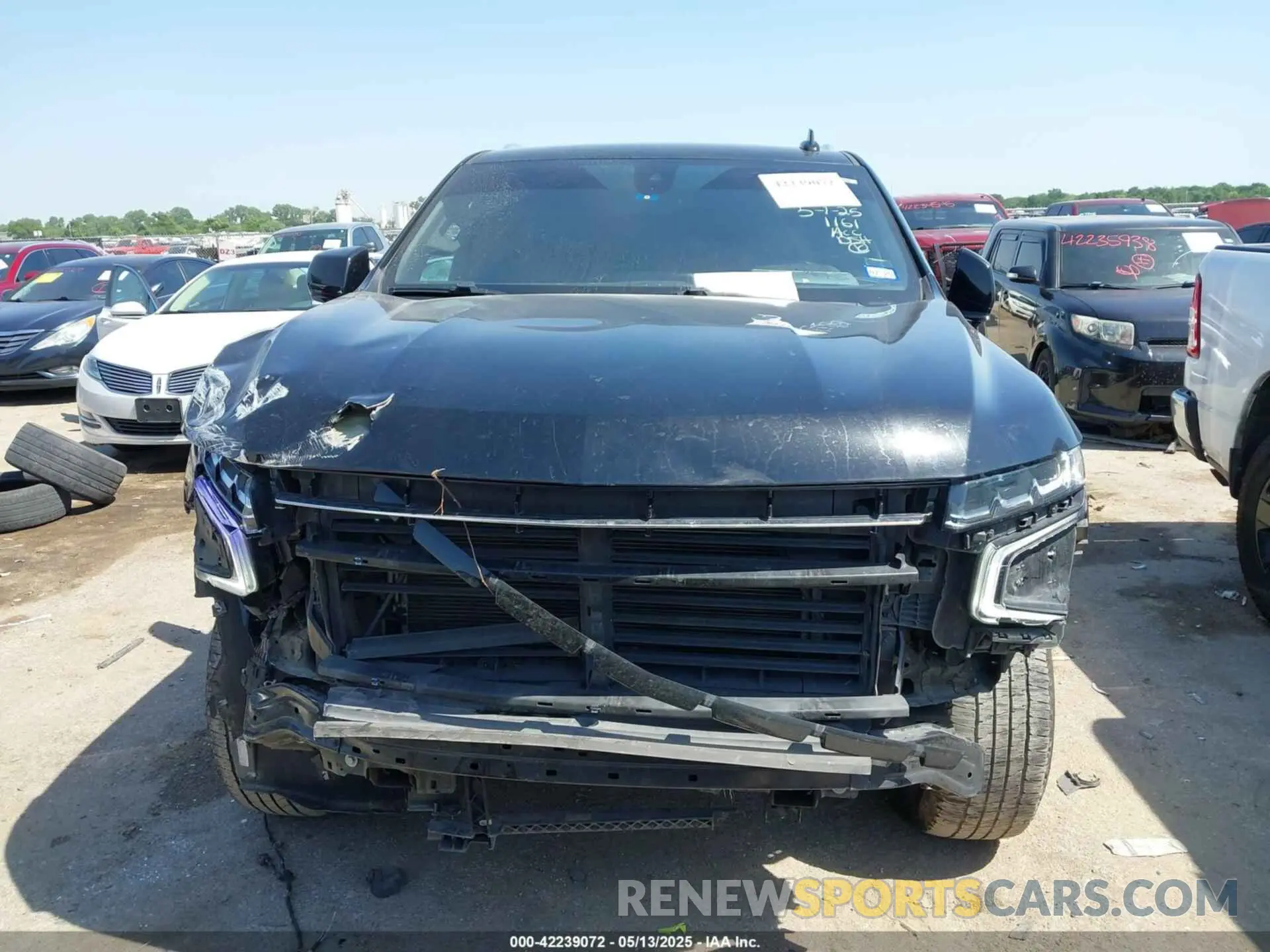 13 fotografías del automóvil dañado 1GNSCCKD2NR244468 CHEVROLET SUBURBAN 2022