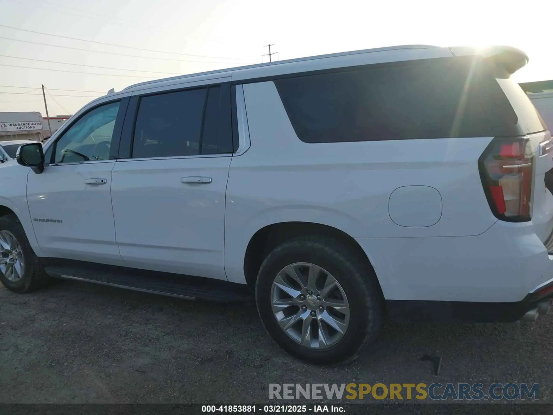 14 fotografías del automóvil dañado 1GNSCFKDXNR180648 CHEVROLET SUBURBAN 2022