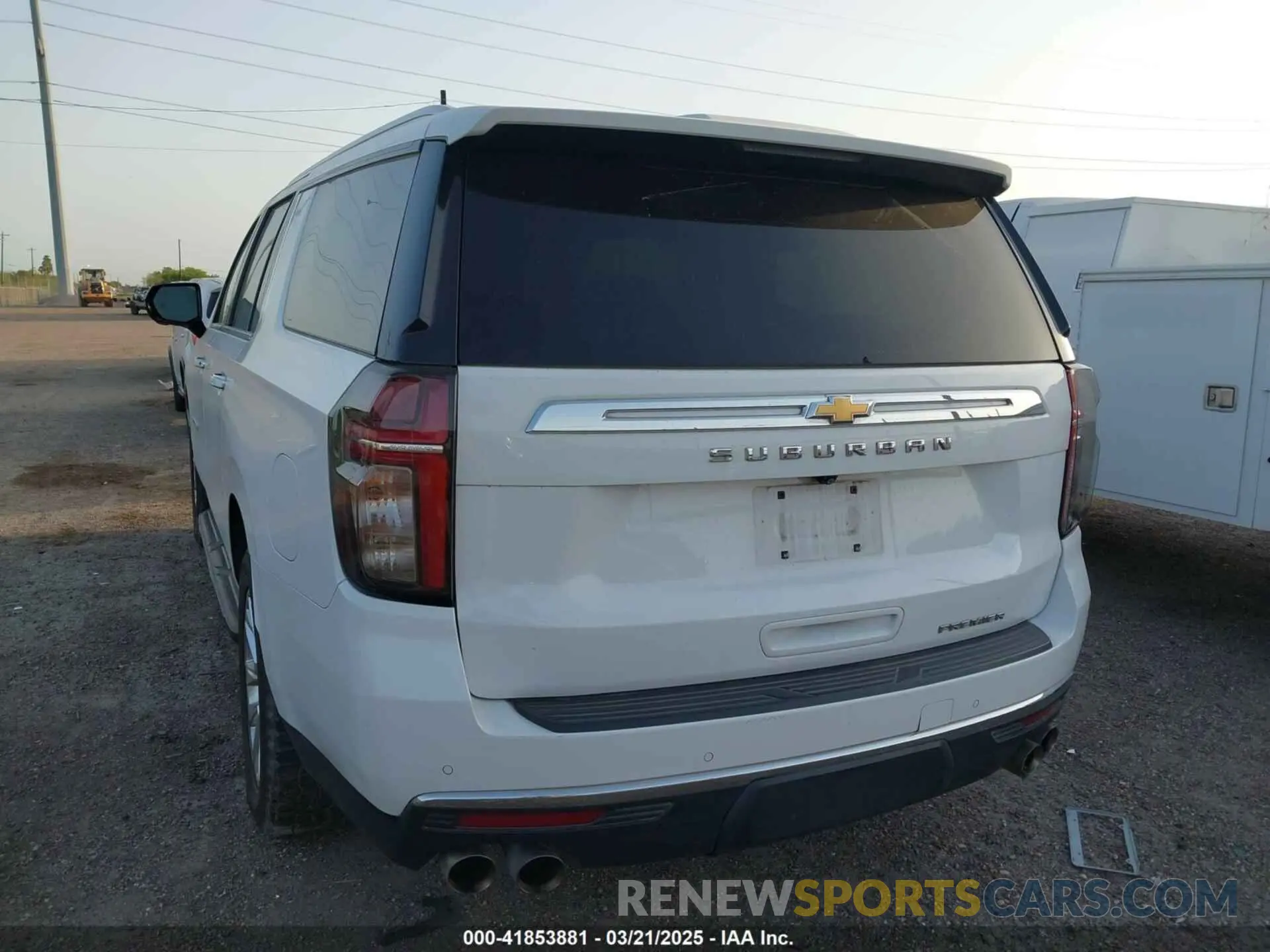 3 fotografías del automóvil dañado 1GNSCFKDXNR180648 CHEVROLET SUBURBAN 2022