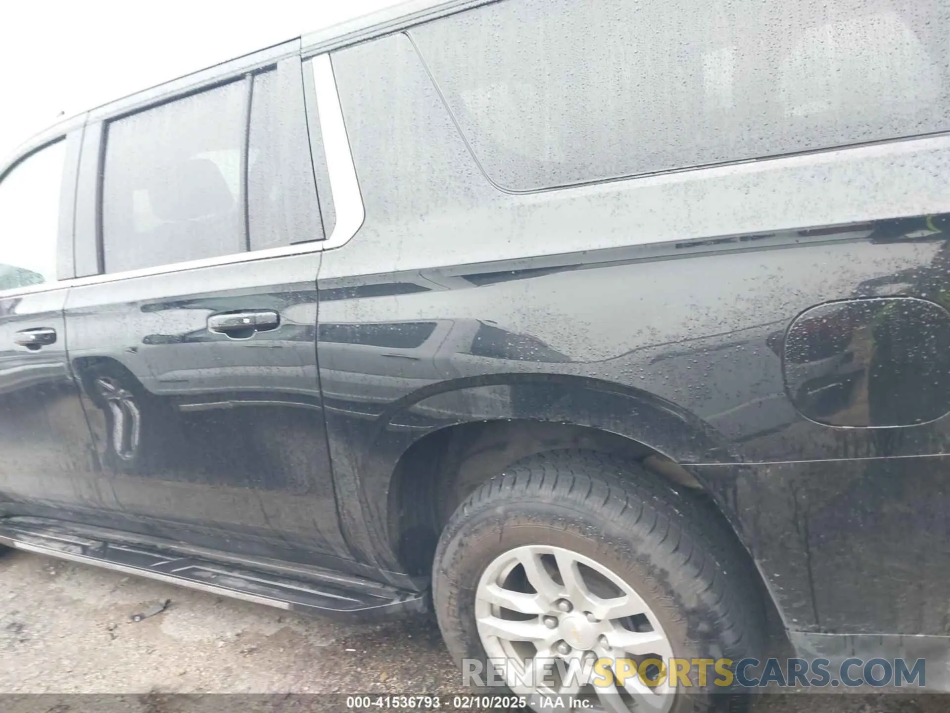 14 fotografías del automóvil dañado 1GNSKCKD1NR161813 CHEVROLET SUBURBAN 2022