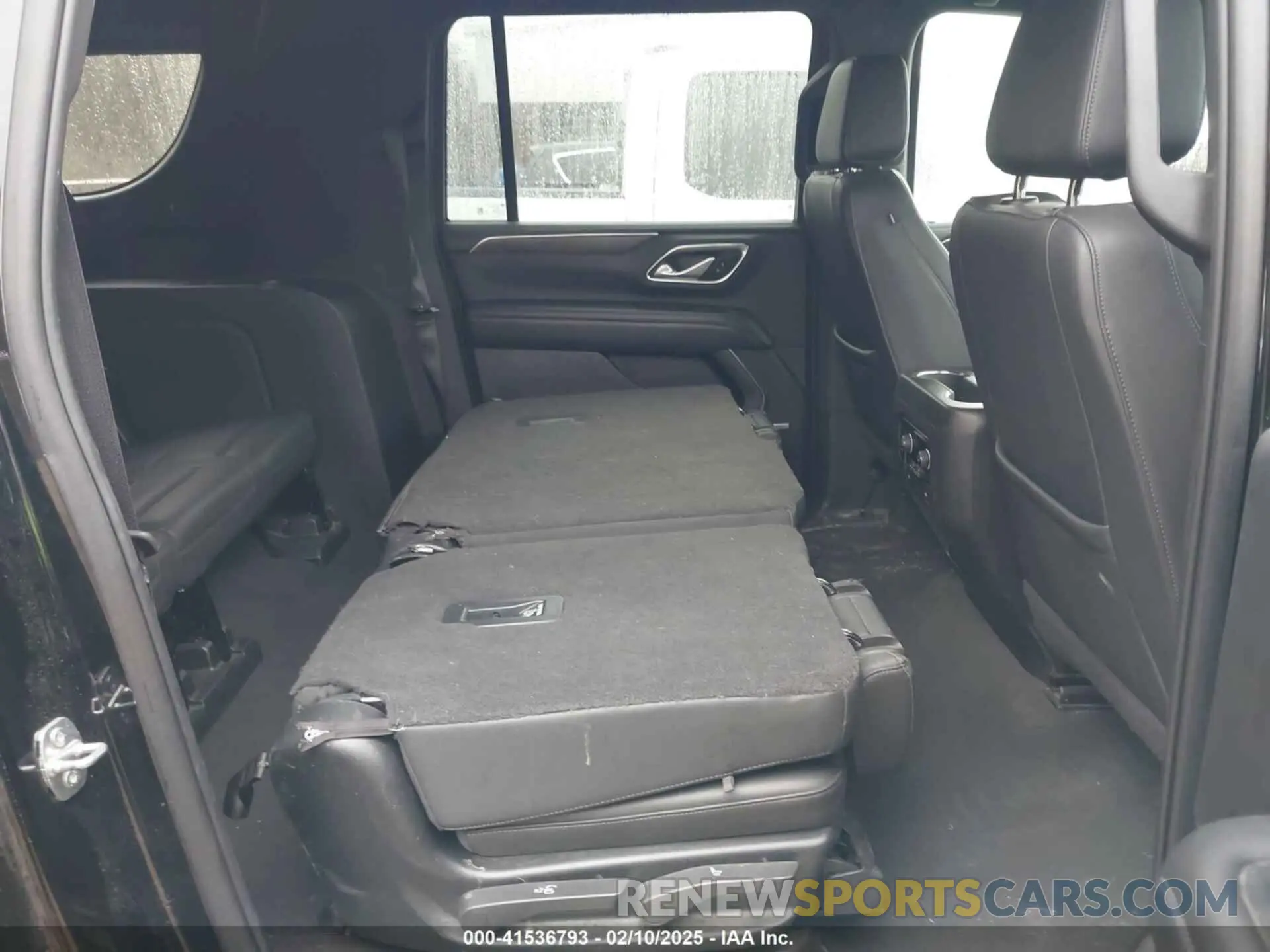 8 fotografías del automóvil dañado 1GNSKCKD1NR161813 CHEVROLET SUBURBAN 2022
