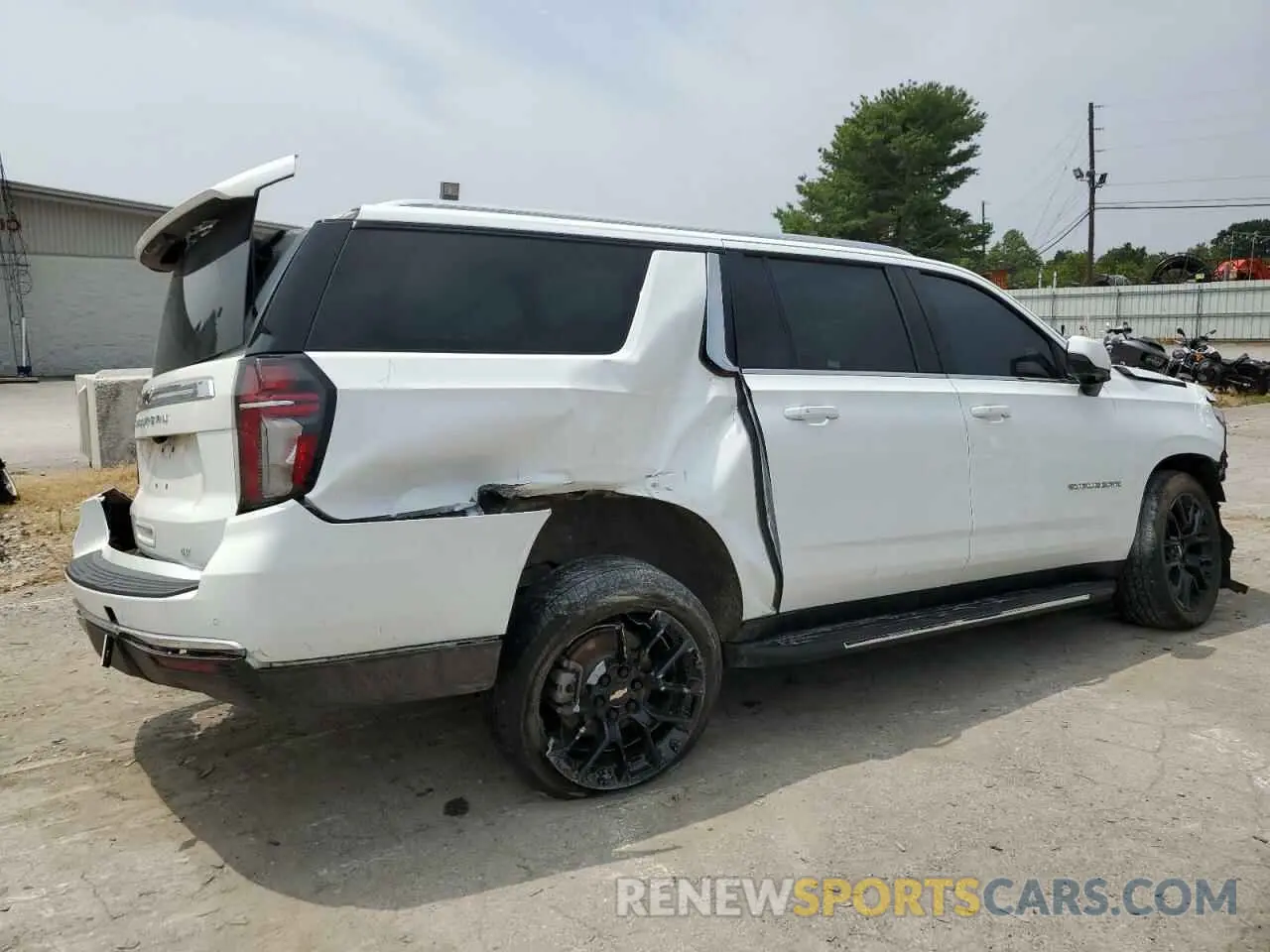 3 fotografías del automóvil dañado 1GNSKCKD2NR284746 CHEVROLET SUBURBAN 2022