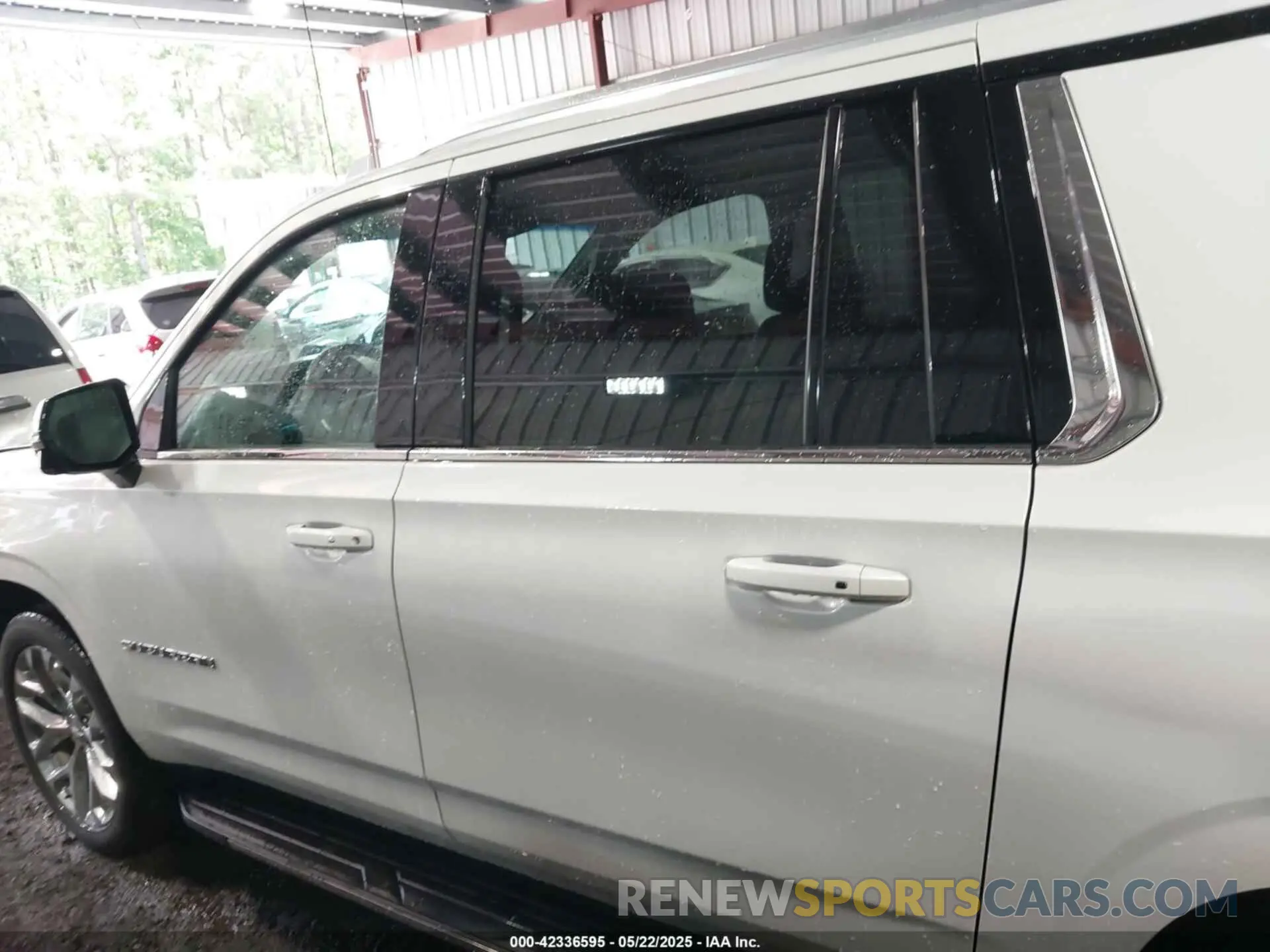 14 fotografías del automóvil dañado 1GNSKCKD7NR235784 CHEVROLET SUBURBAN 2022