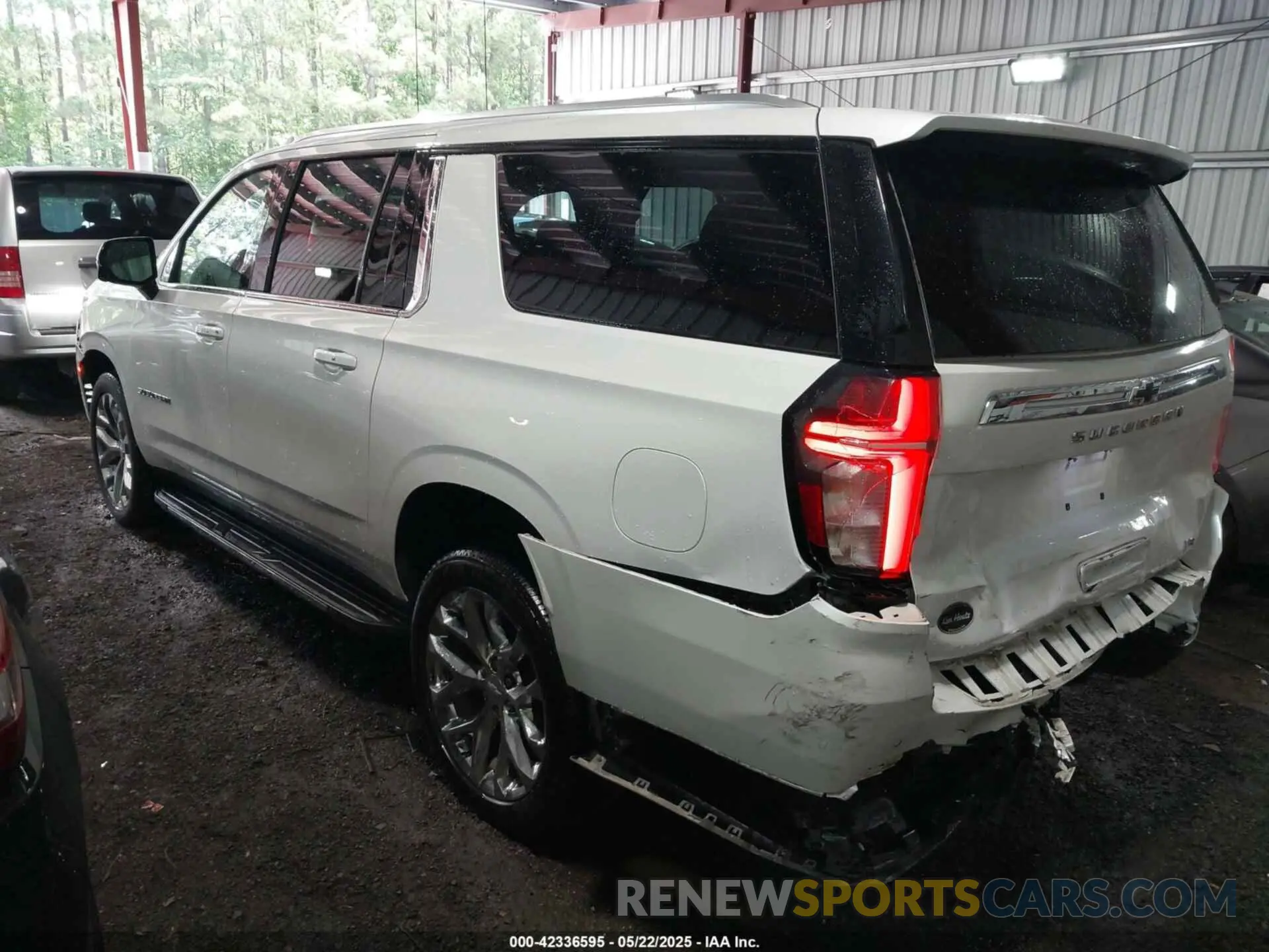 3 fotografías del automóvil dañado 1GNSKCKD7NR235784 CHEVROLET SUBURBAN 2022