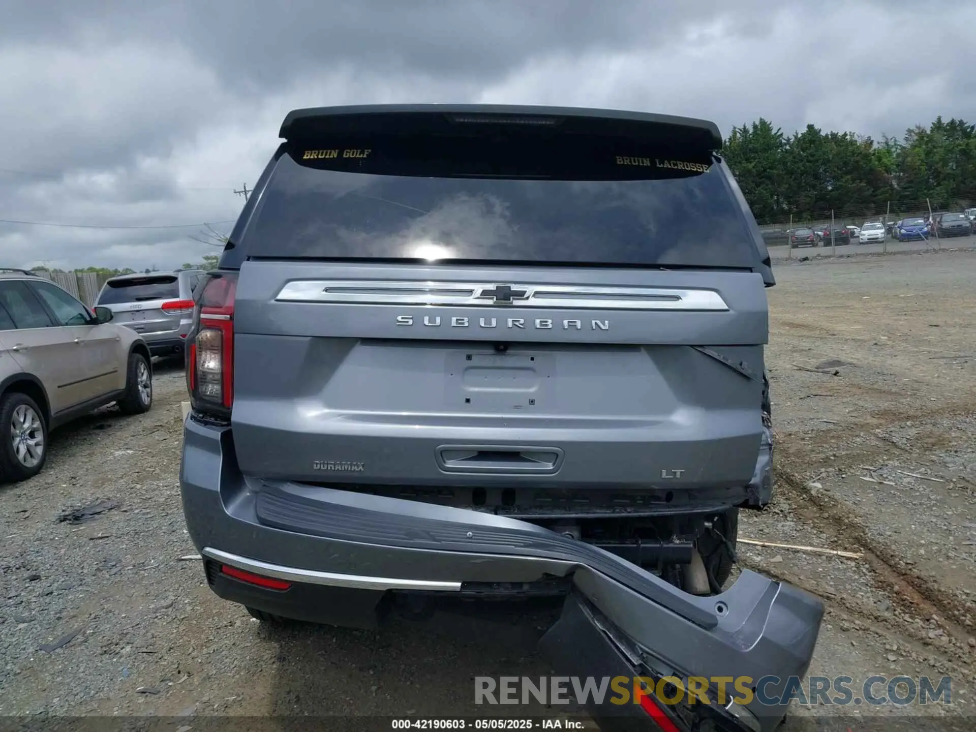 15 fotografías del automóvil dañado 1GNSKCKT0NR296269 CHEVROLET SUBURBAN 2022