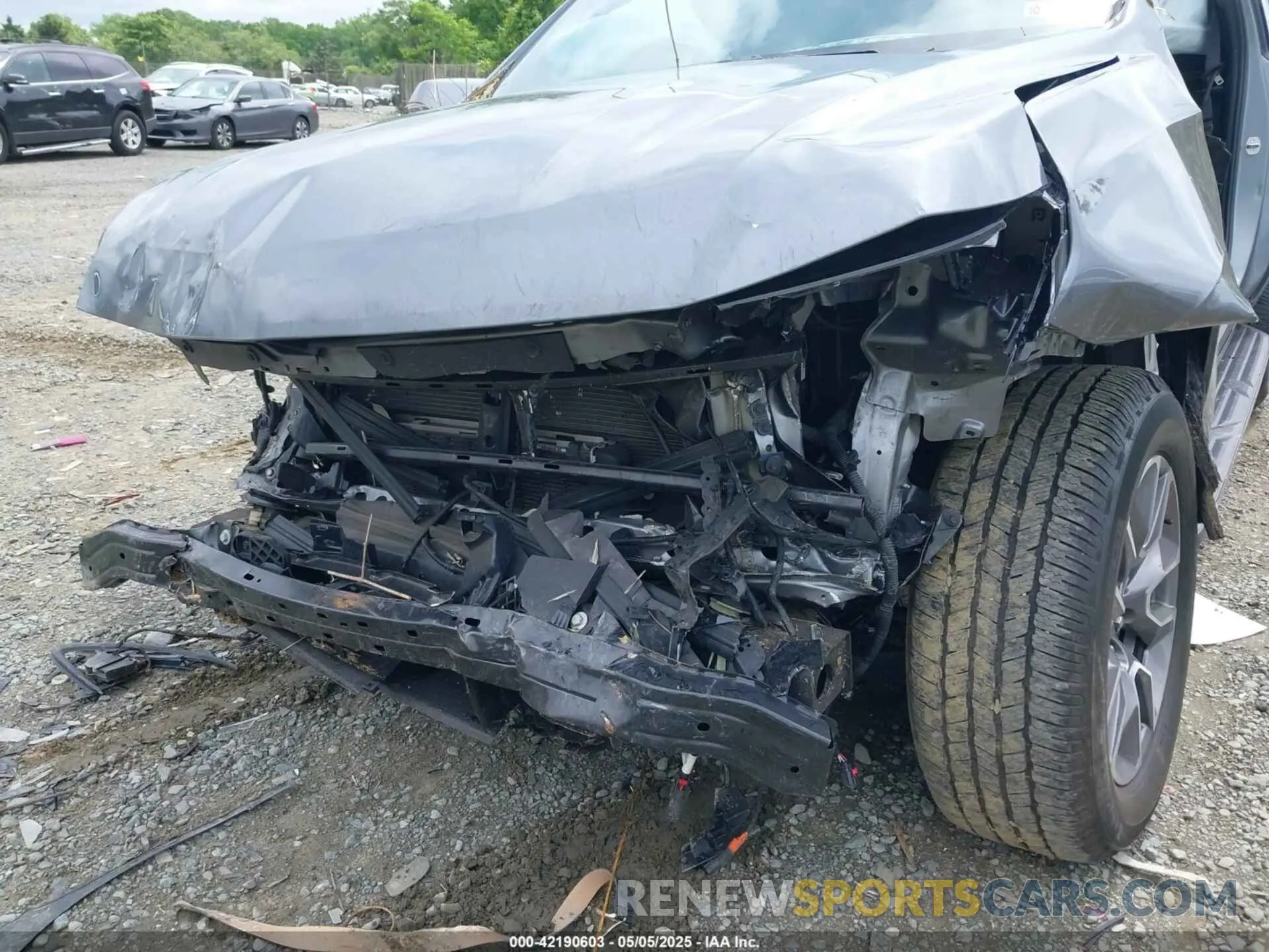 16 fotografías del automóvil dañado 1GNSKCKT0NR296269 CHEVROLET SUBURBAN 2022