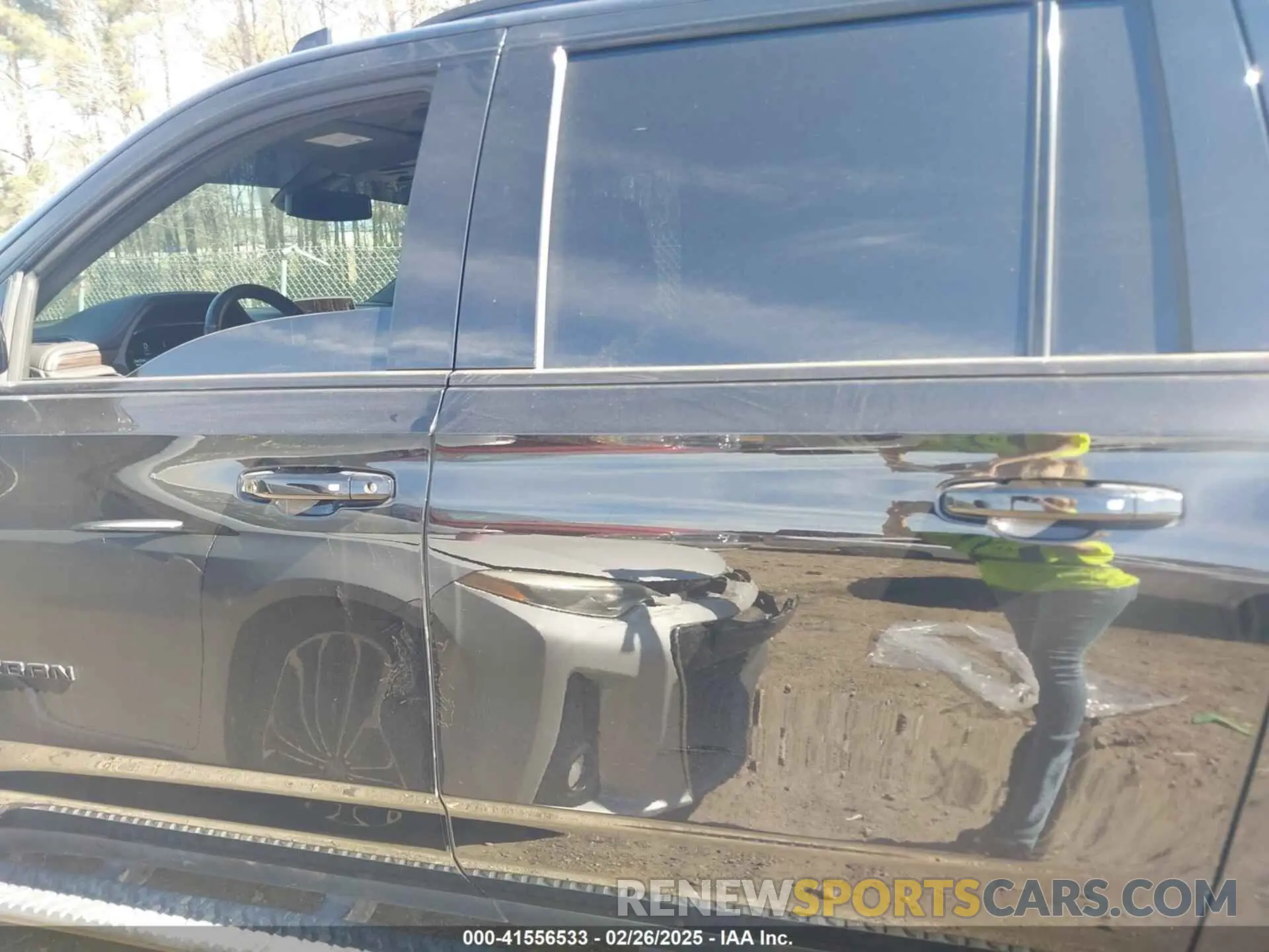 15 fotografías del automóvil dañado 1GNSKDKD5NR110949 CHEVROLET SUBURBAN 2022
