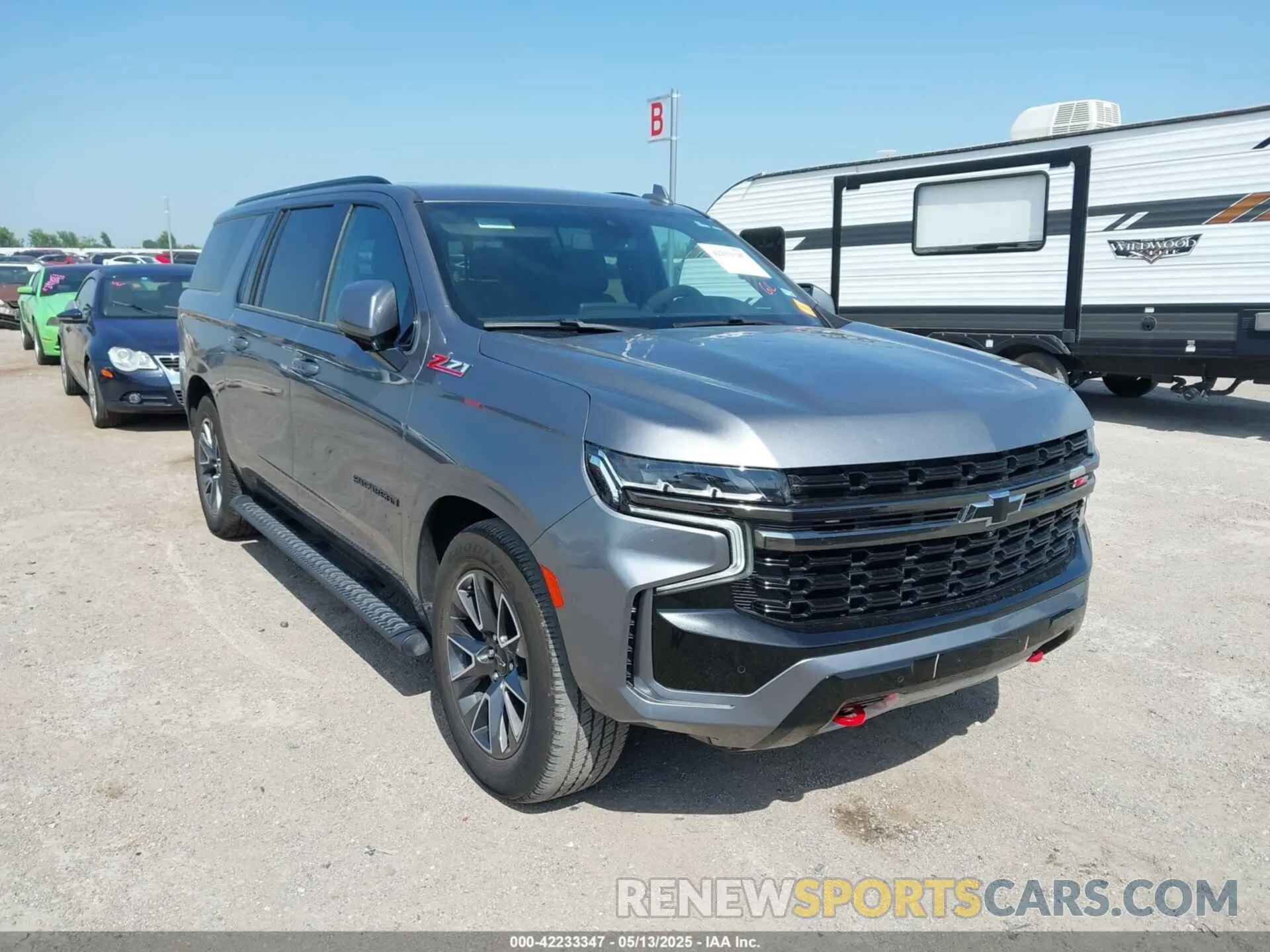 1 fotografías del automóvil dañado 1GNSKDKDXNR199045 CHEVROLET SUBURBAN 2022
