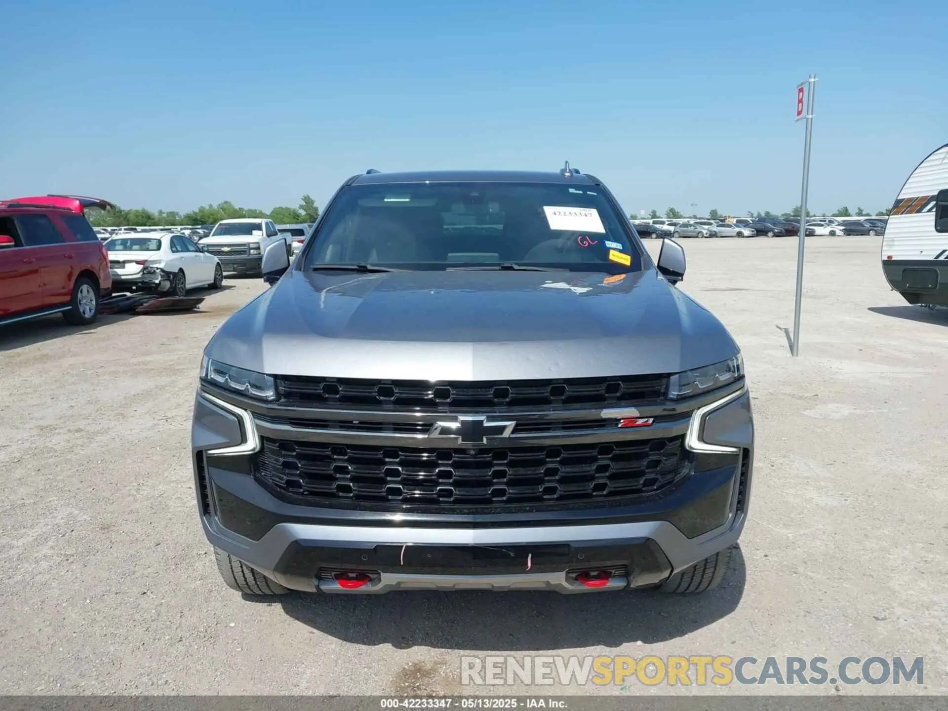 12 fotografías del automóvil dañado 1GNSKDKDXNR199045 CHEVROLET SUBURBAN 2022