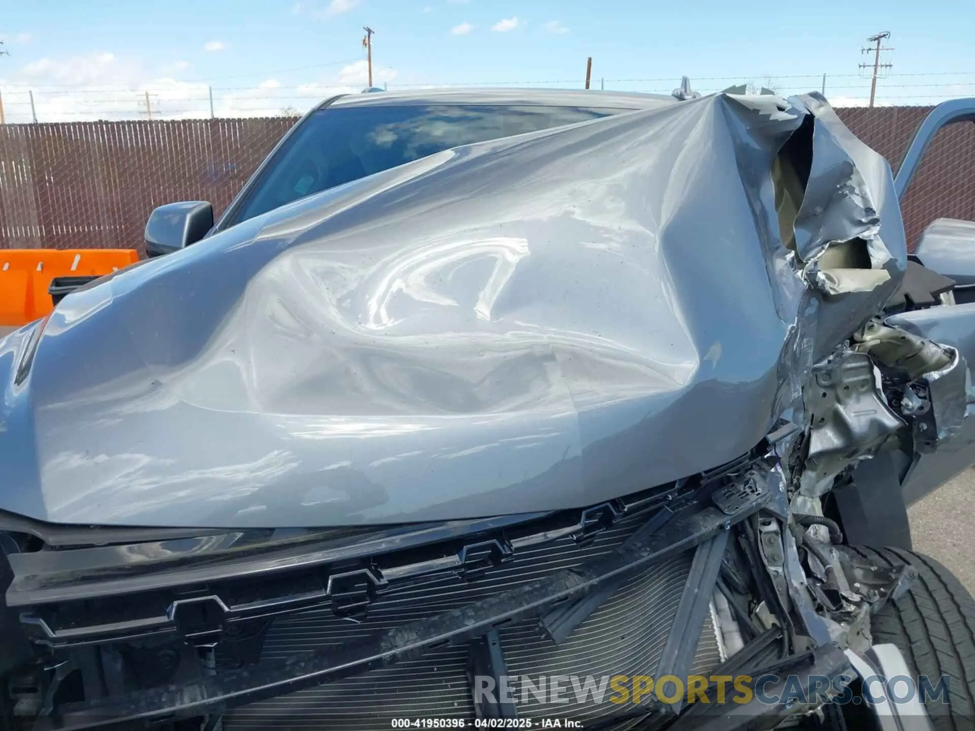 10 fotografías del automóvil dañado 1GNSKDKDXNR331866 CHEVROLET SUBURBAN 2022