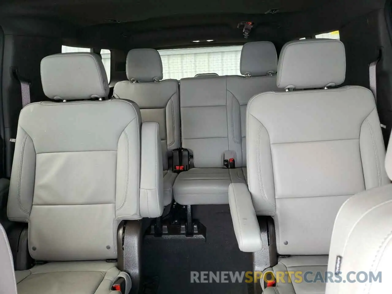 10 fotografías del automóvil dañado 1GNSKDKL3NR304015 CHEVROLET SUBURBAN 2022