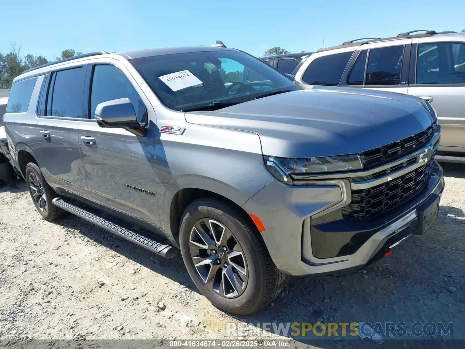 1 fotografías del automóvil dañado 1GNSKDKL8NR229702 CHEVROLET SUBURBAN 2022