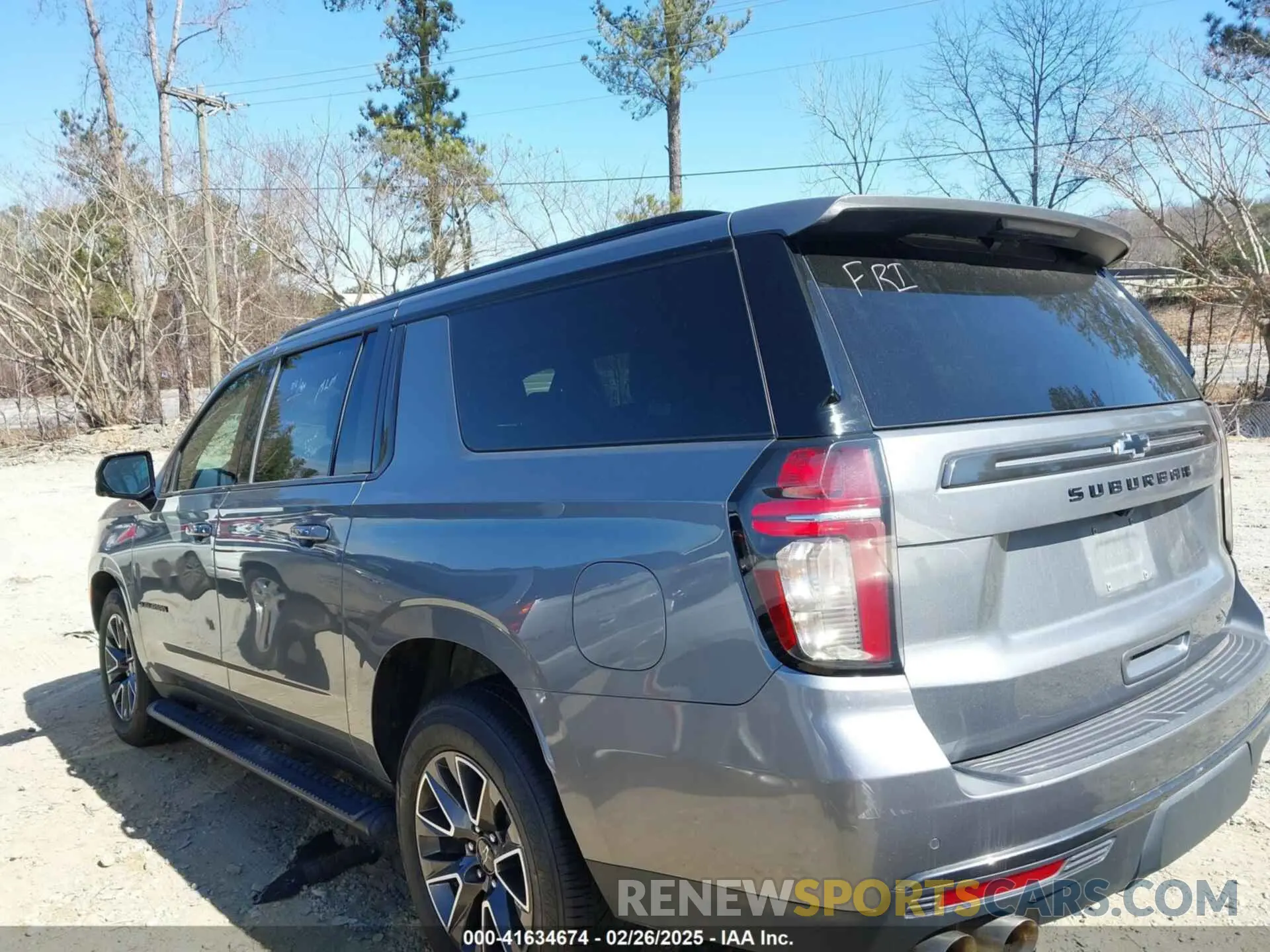 14 fotografías del automóvil dañado 1GNSKDKL8NR229702 CHEVROLET SUBURBAN 2022