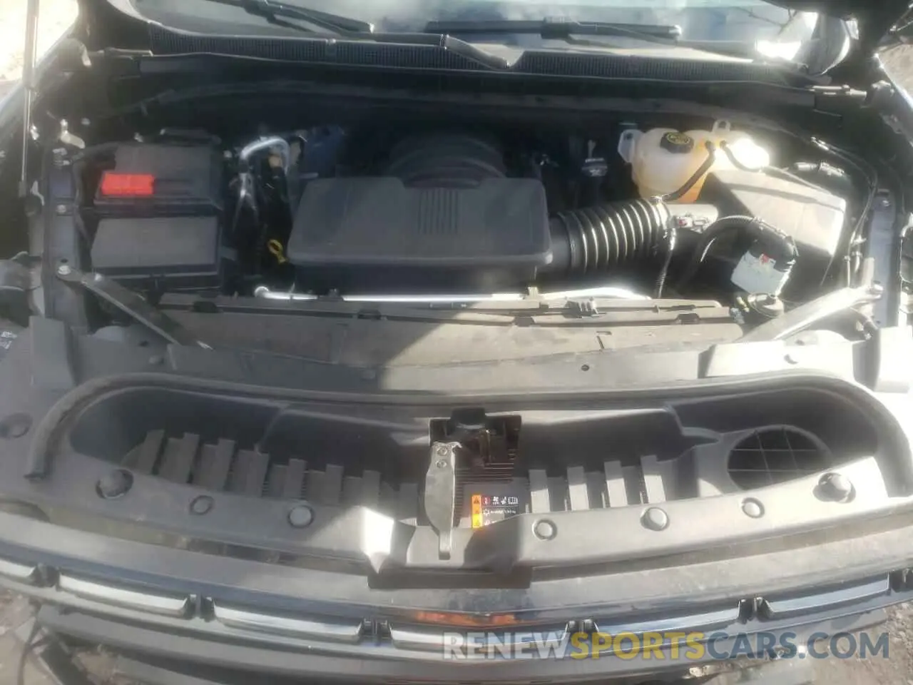 12 fotografías del automóvil dañado 1GNSKEKD4NR303096 CHEVROLET SUBURBAN 2022