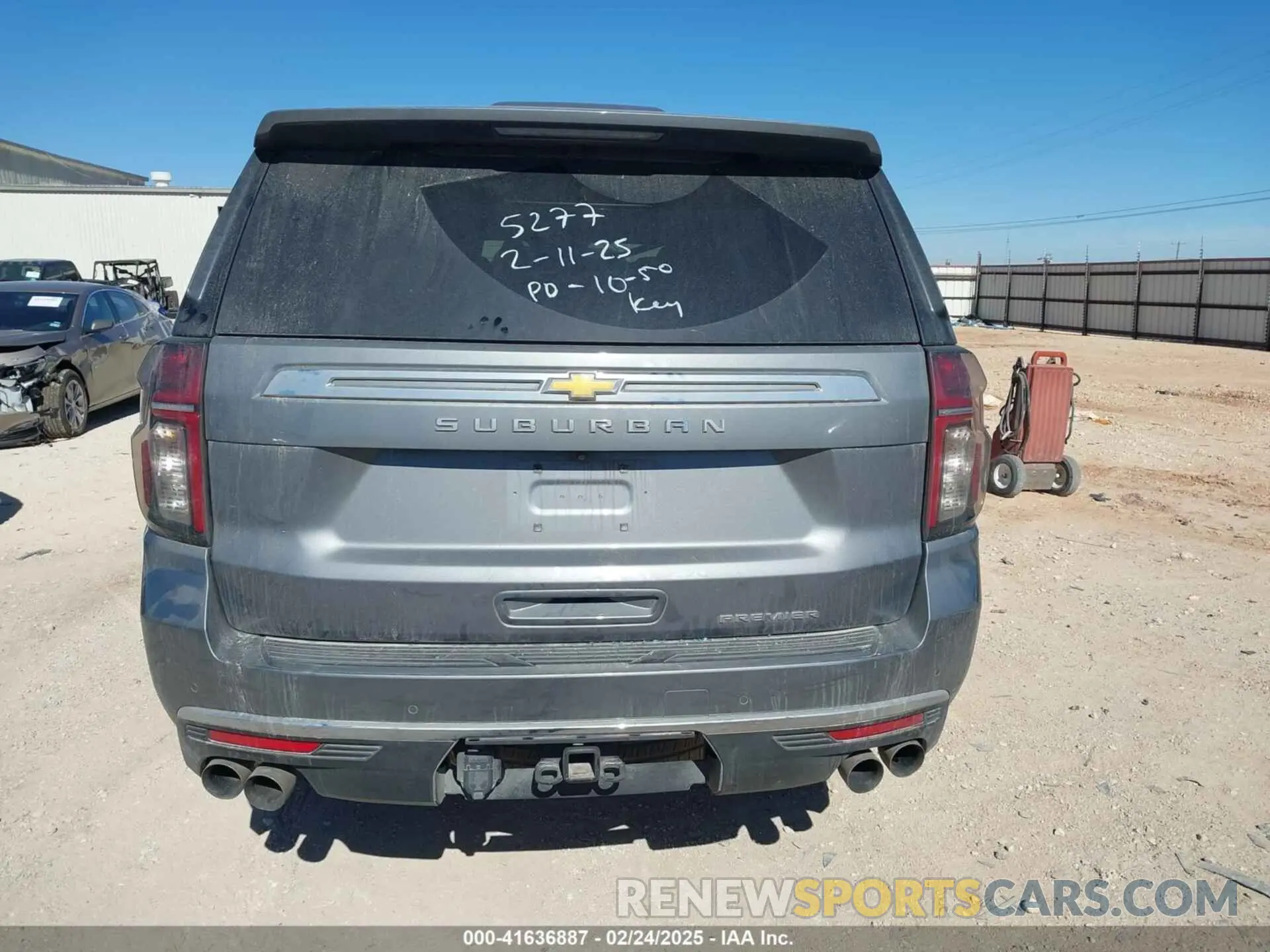 17 fotografías del automóvil dañado 1GNSKFKD0NR185277 CHEVROLET SUBURBAN 2022