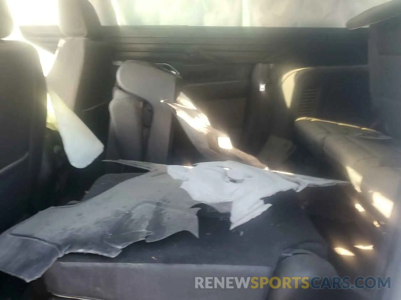 11 fotografías del automóvil dañado 1GNSKFKD5NR190281 CHEVROLET SUBURBAN 2022